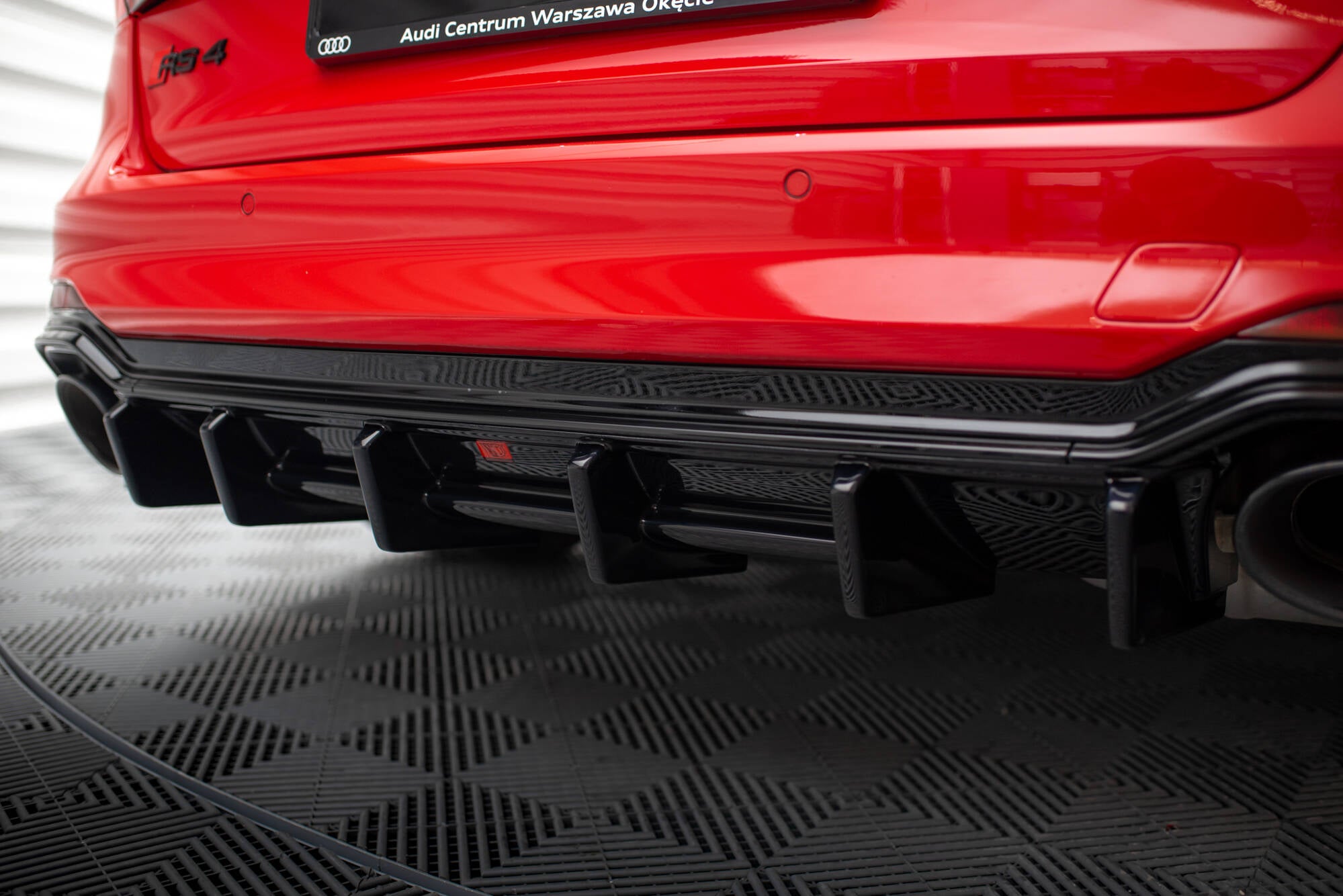 Maxton Design Diffusor Heck Ansatz passend für Audi RS4 B9 / B9 Facelift schwarz Hochglanz