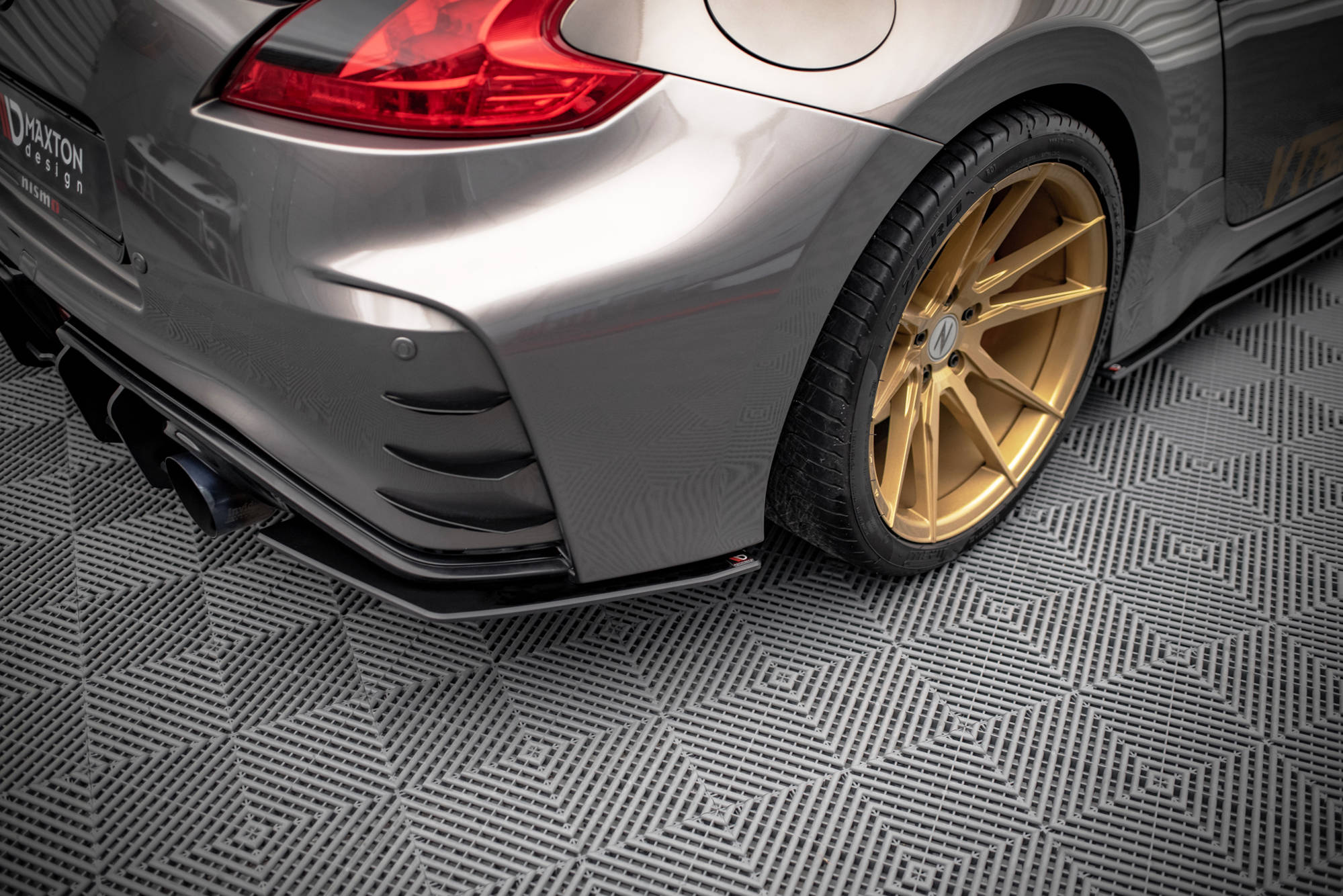 Maxton Design Street Pro Heck Ansatz Flaps Diffusor passend für Nissan 370Z Nismo Facelift