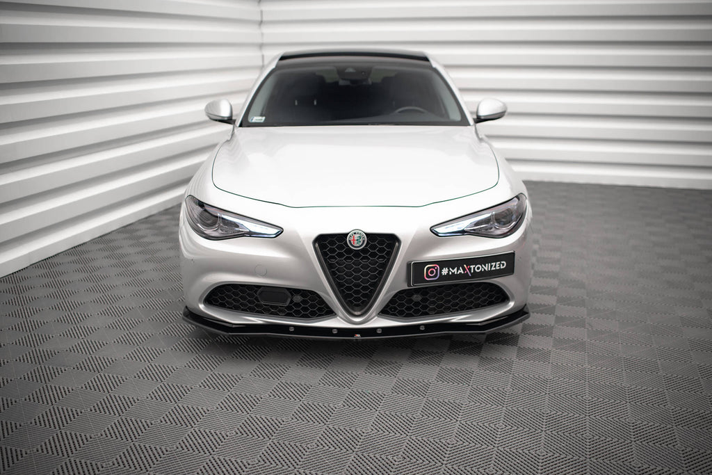 Maxton Design Street+ Spoilerlippe Front Ansatz V.1 passend für Alfa Romeo Giulia Sport schwarz Hochglanz