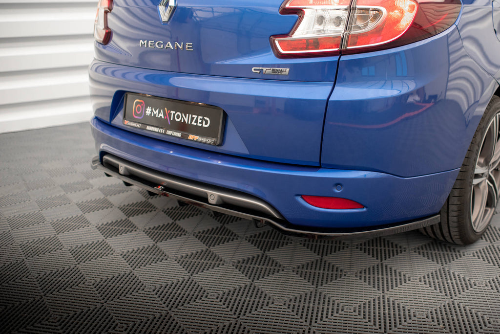 Maxton Design Street+ Mittlerer Diffusor RACE passend für Renault Megane GT Line Grandtour Mk3 Facelift schwarz Hochglanz