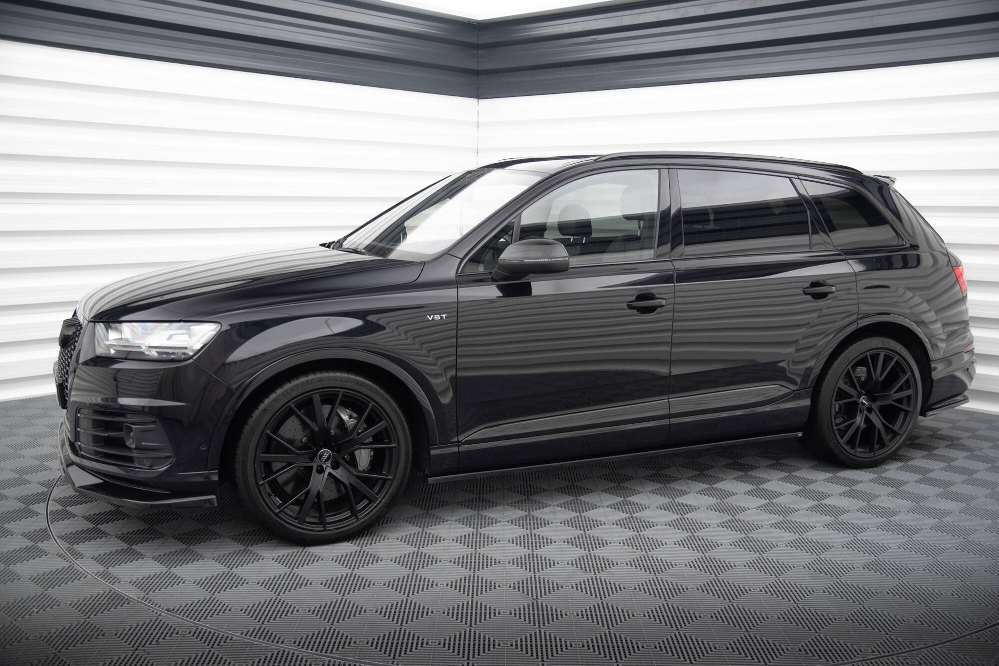 Maxton Design Street+ Seitenschweller Leisten V.2 passend für Audi SQ7 / Q7 S-Line Mk2 schwarz Hochglanz