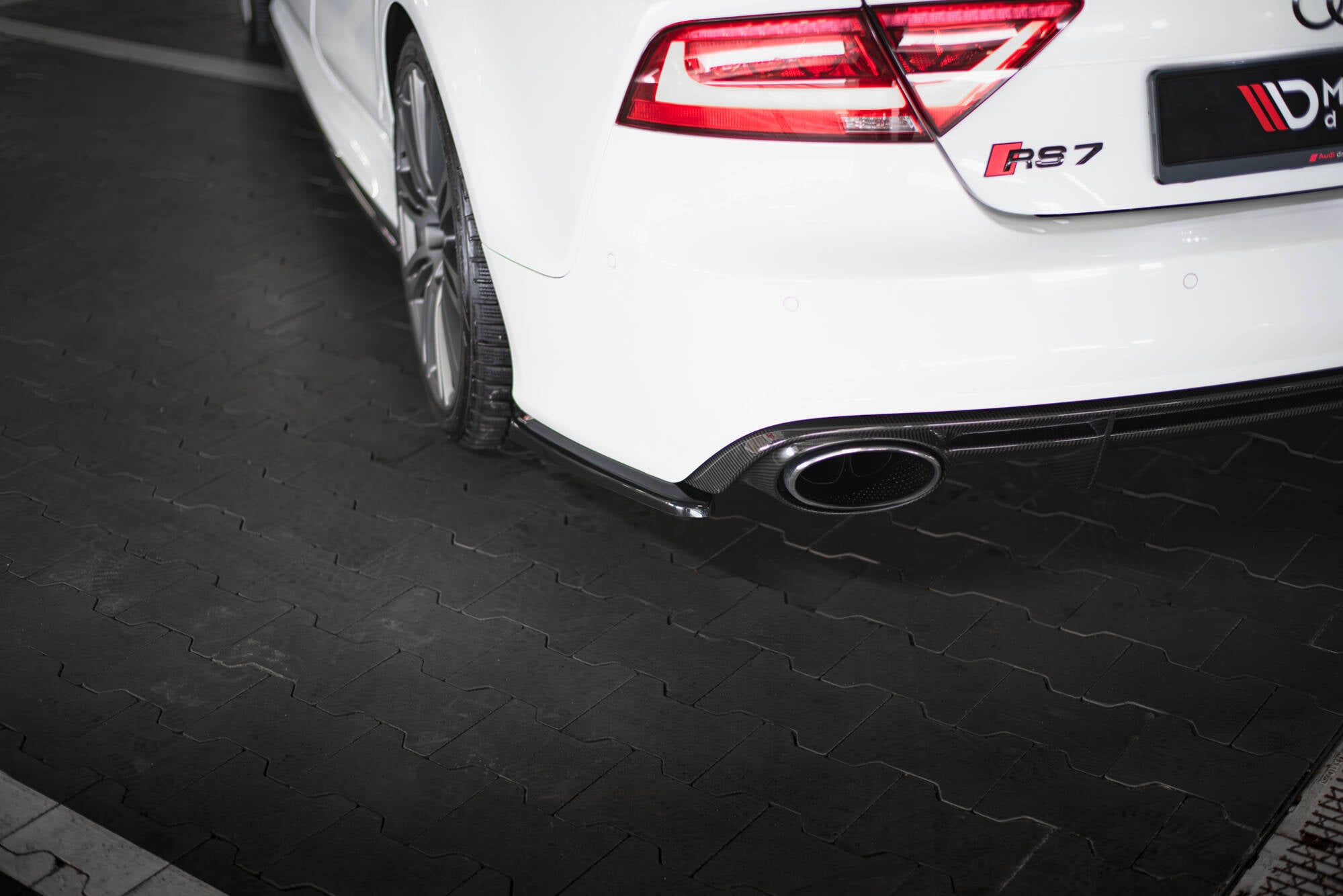 Maxton Design Heck Ansatz Flaps Diffusor V.2 passend für Audi RS7 C7 schwarz Hochglanz