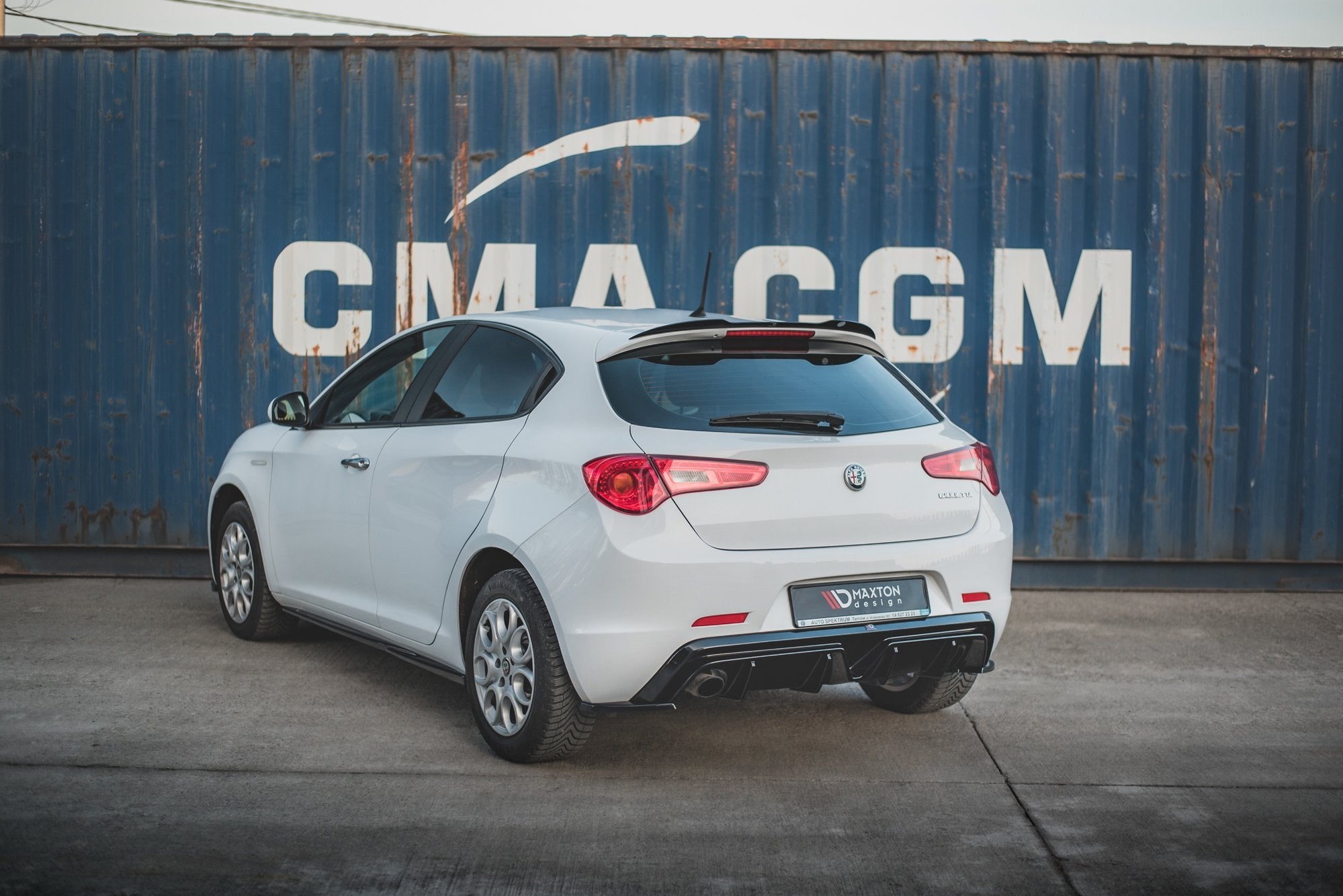 Maxton Design Diffusor Heck Ansatz passend für Alfa Romeo Giulietta (Einzelauspuff li.)