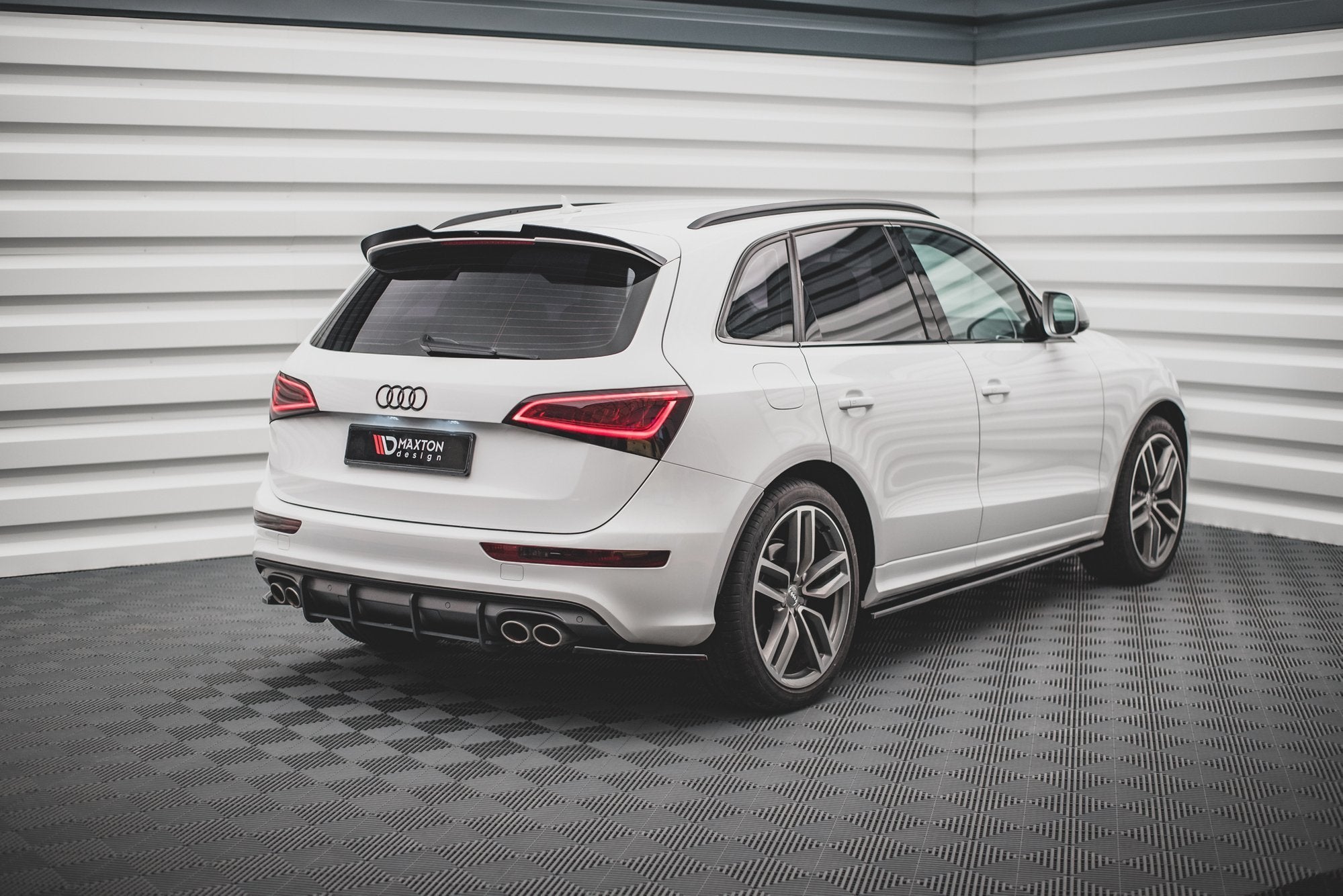 Maxton Design Street Pro Heckschürze passend für Audi SQ5 Mk1 (8R)