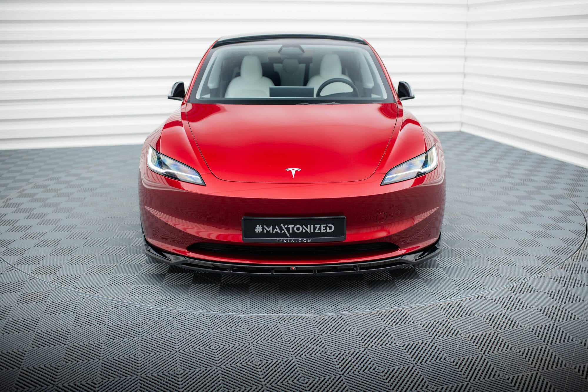 Maxton Design Street+ Spoilerlippe Front Ansatz V.1 passend für Tesla Model 3 Project HighlandFacelift schwarz Hochglanz