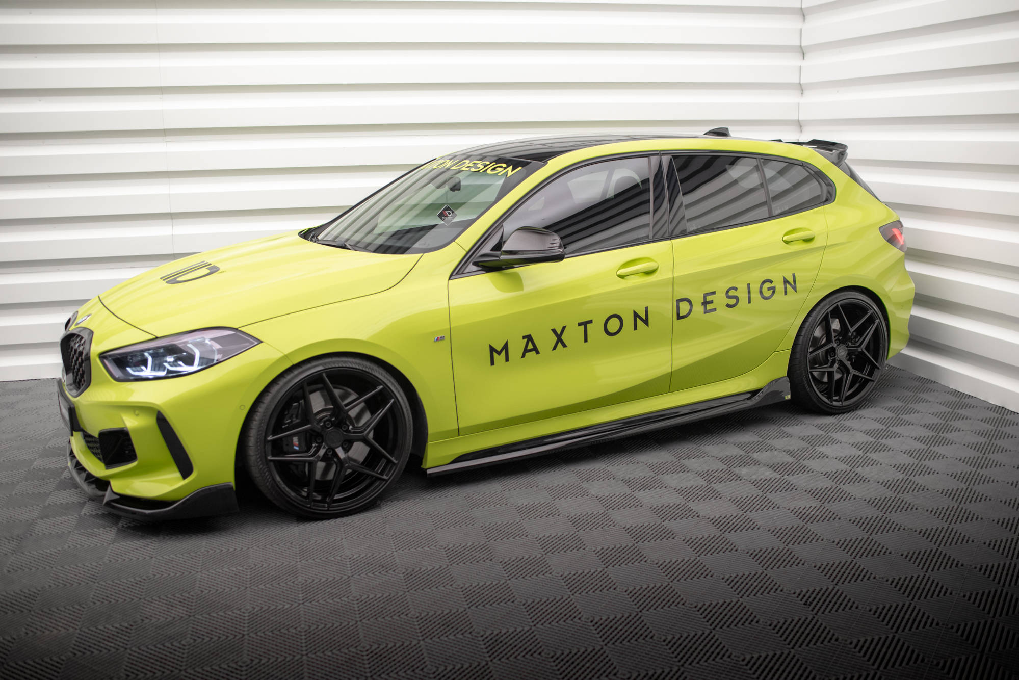 Maxton Design Street+ Seitenschweller Leisten passend für V.5 BMW 1er M-Paket/ M135i / 128ti F40 schwarz Hochglanz