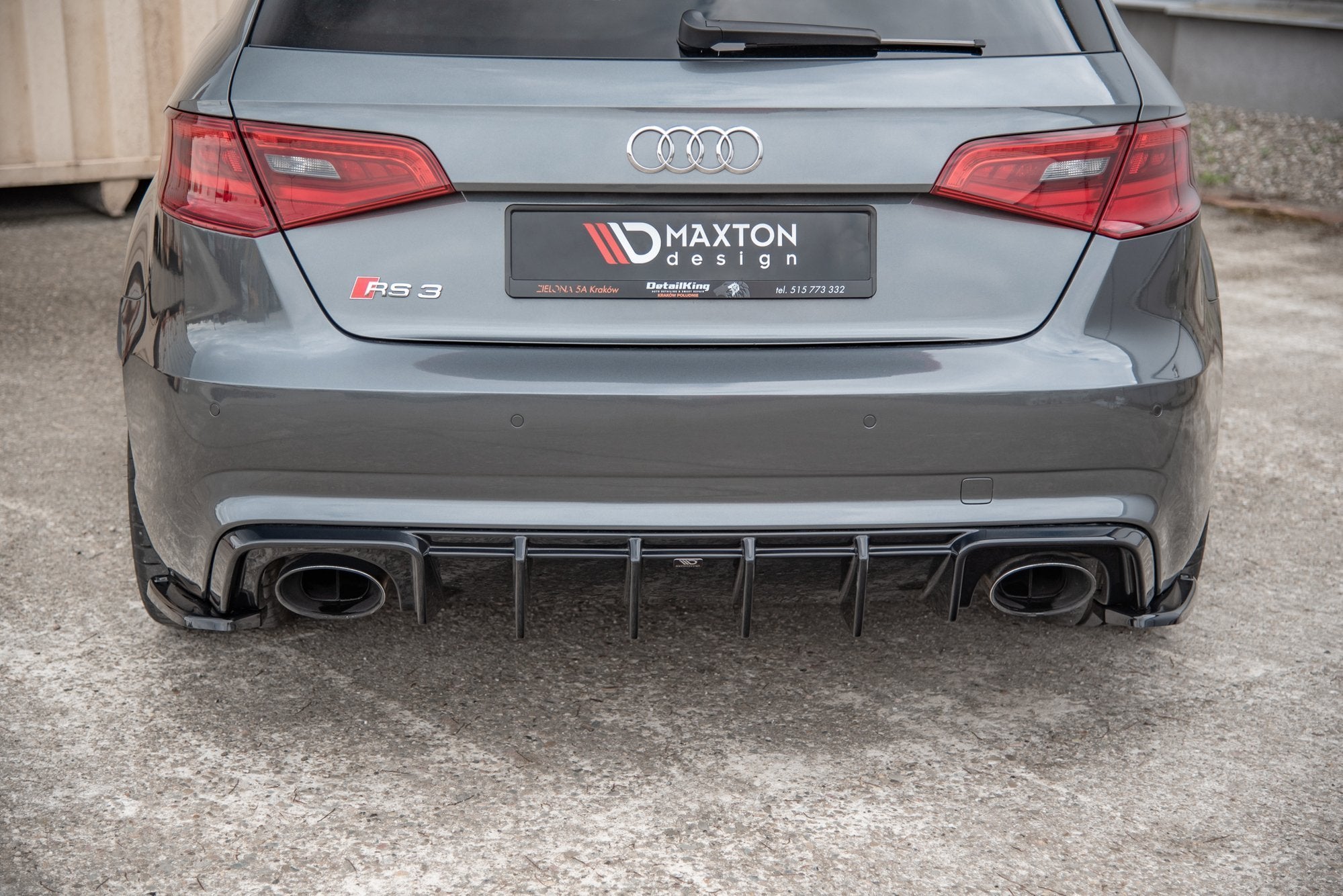 Maxton Design Heck Ansatz Flaps Diffusor V.2 passend für Audi RS3 8V Sportback schwarz Hochglanz