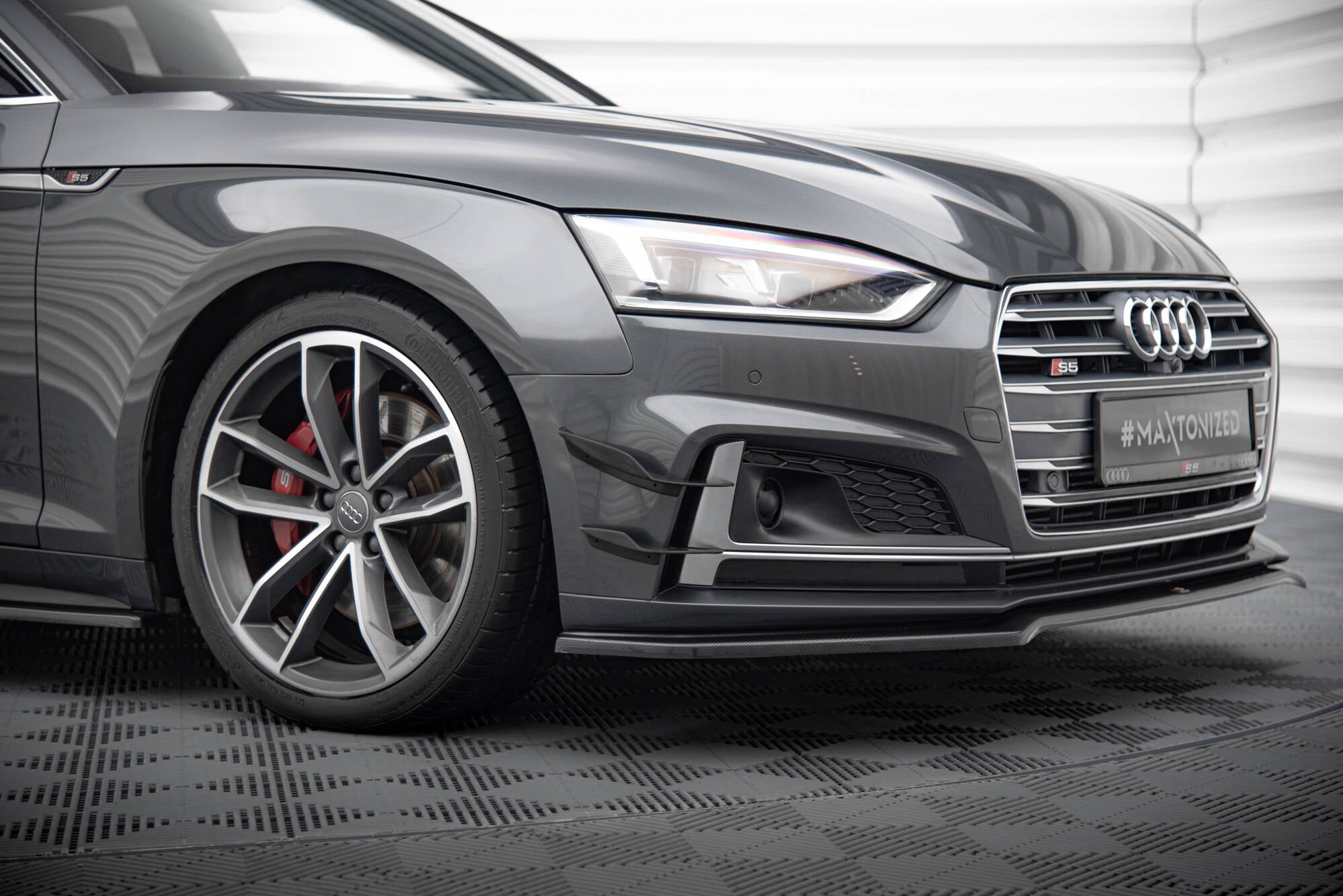 Maxton Design Stoßstangen Flaps Wings vorne Canards passend für Audi S5 / A5 S-Line Coupe / Sportback F5