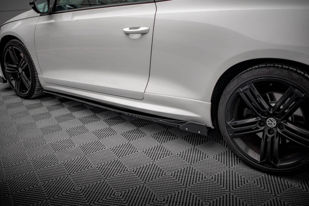 Maxton Design Street+ Seitenschweller Leisten V.2 passend für + Flaps passend für VW Scirocco R Mk3 / Mk3 Facelift