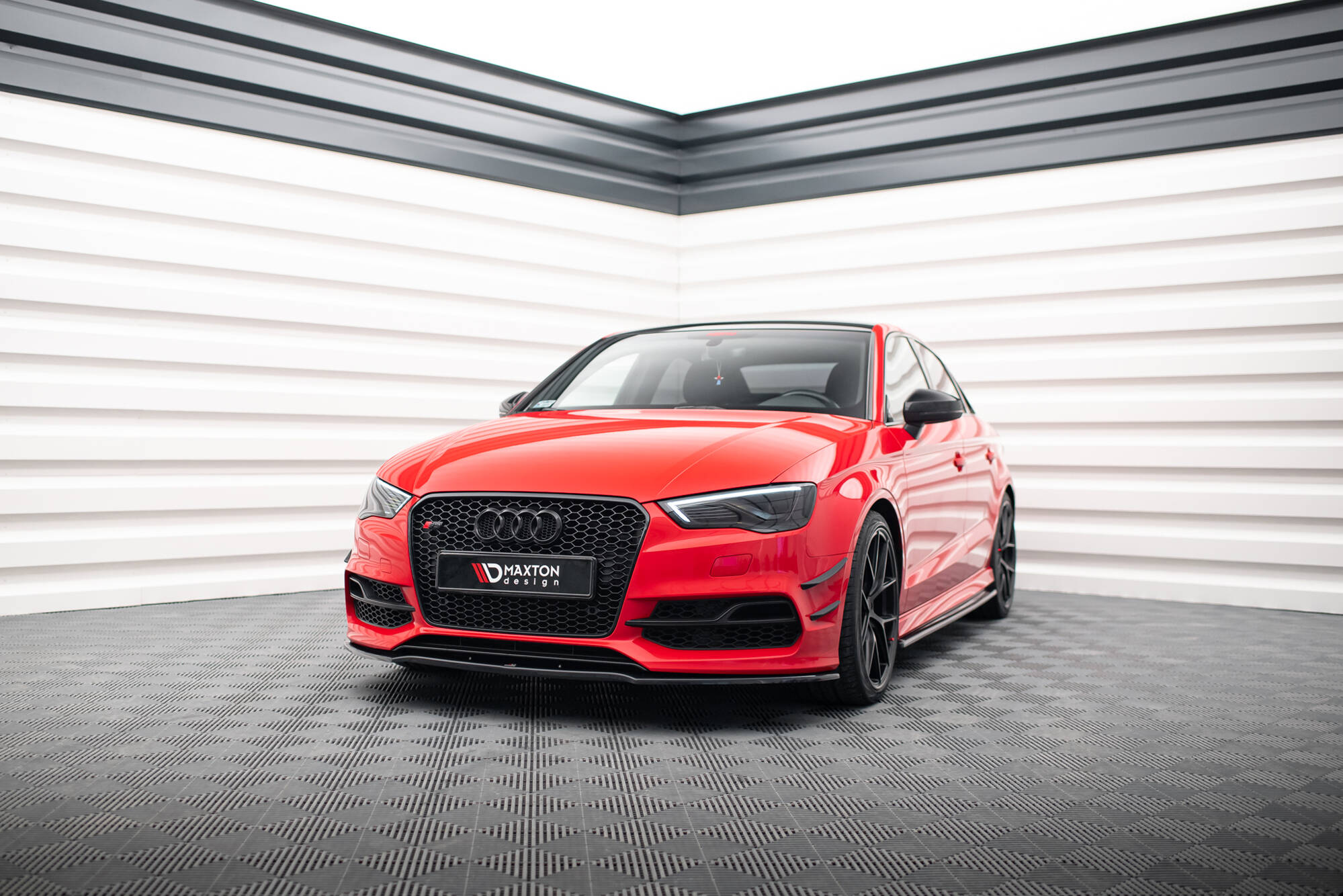 Maxton Design Stoßstangen Flaps Wings vorne Canards passend für Audi S3 / A3 S-Line 8V Limousine / Cabrio
