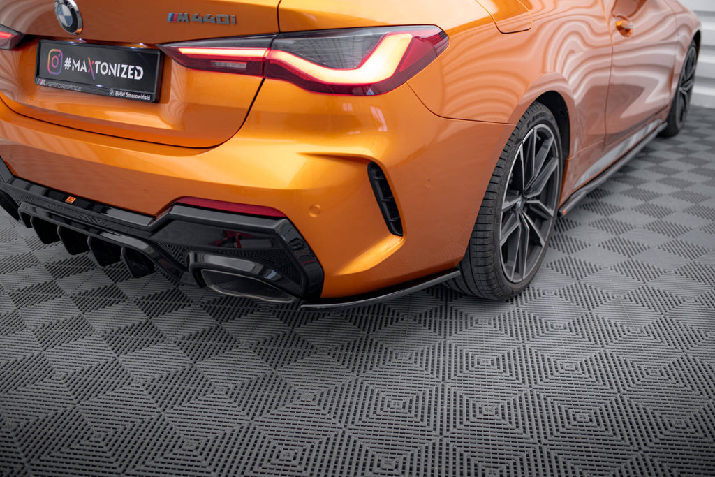 Maxton Design Heck Ansatz Flaps Diffusor V.5 passend für BMW 4er M440i G22 / G23 / G22 Facelift / G23 Facelift schwarz Hochglanz