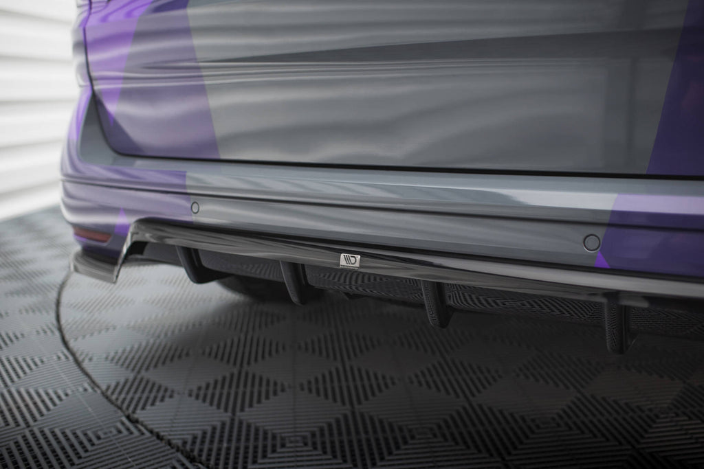 Maxton Design Street+ Mittlerer Diffusor RACE passend für VW Multivan T7 schwarz Hochglanz