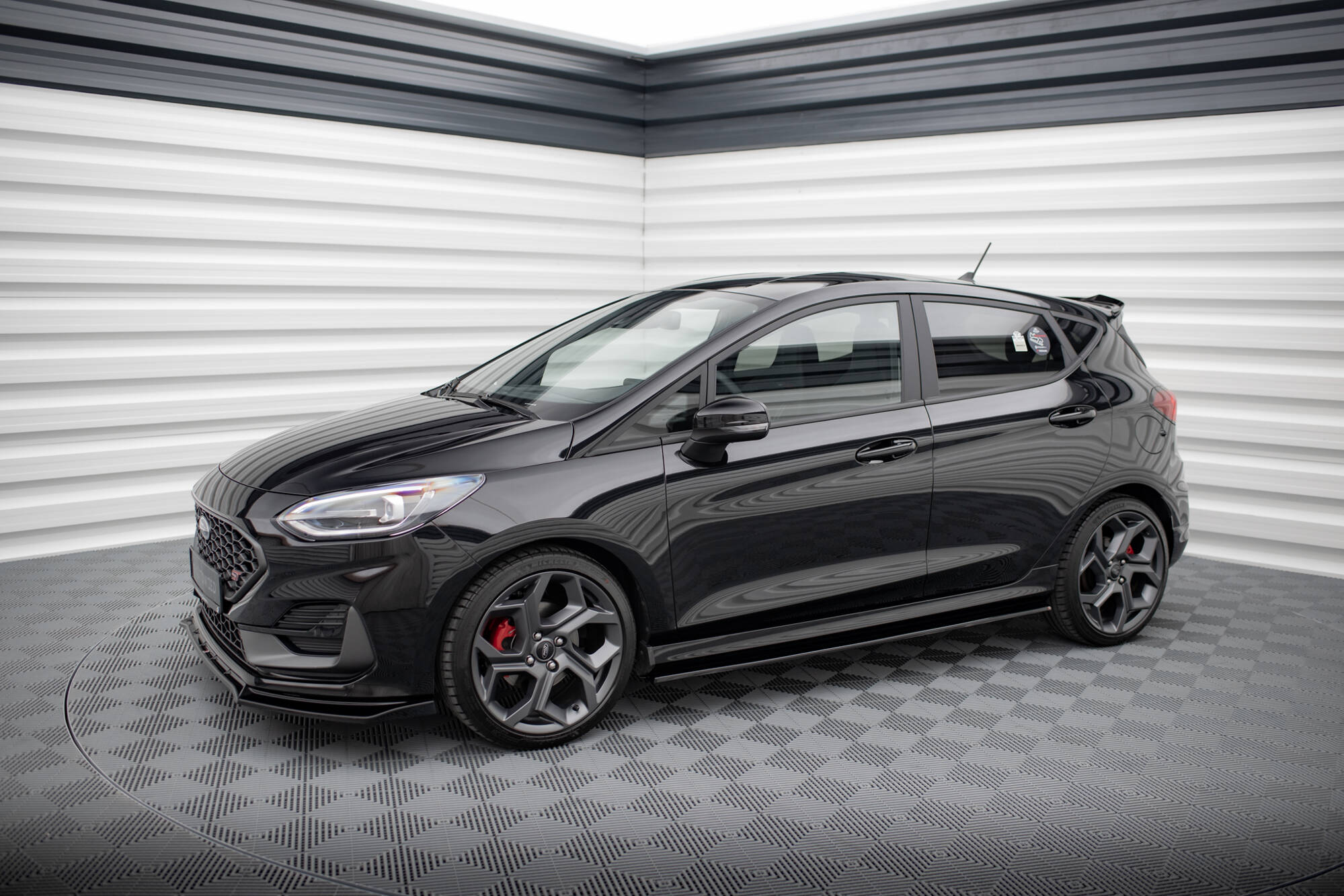 Maxton Design Street+ Seitenschweller Leisten passend für V.1 passend für Ford Fiesta ST / ST-Line Mk8 schwarz Hochglanz