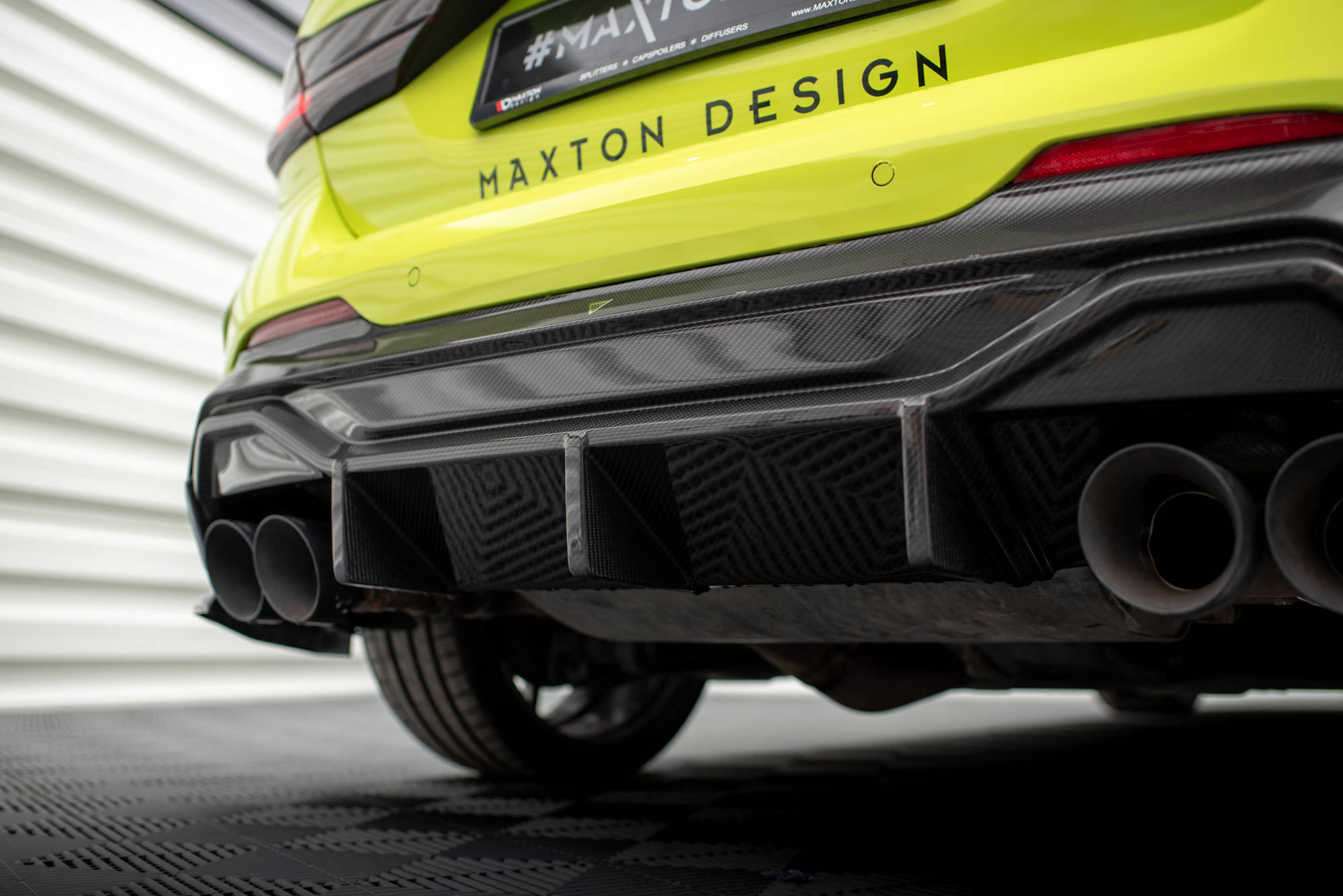 Maxton Design Prepreg Carbon Fiber Diffusor Heck Ansatz V.1 passend für BMW 1er F40 M-Paket/ M135i