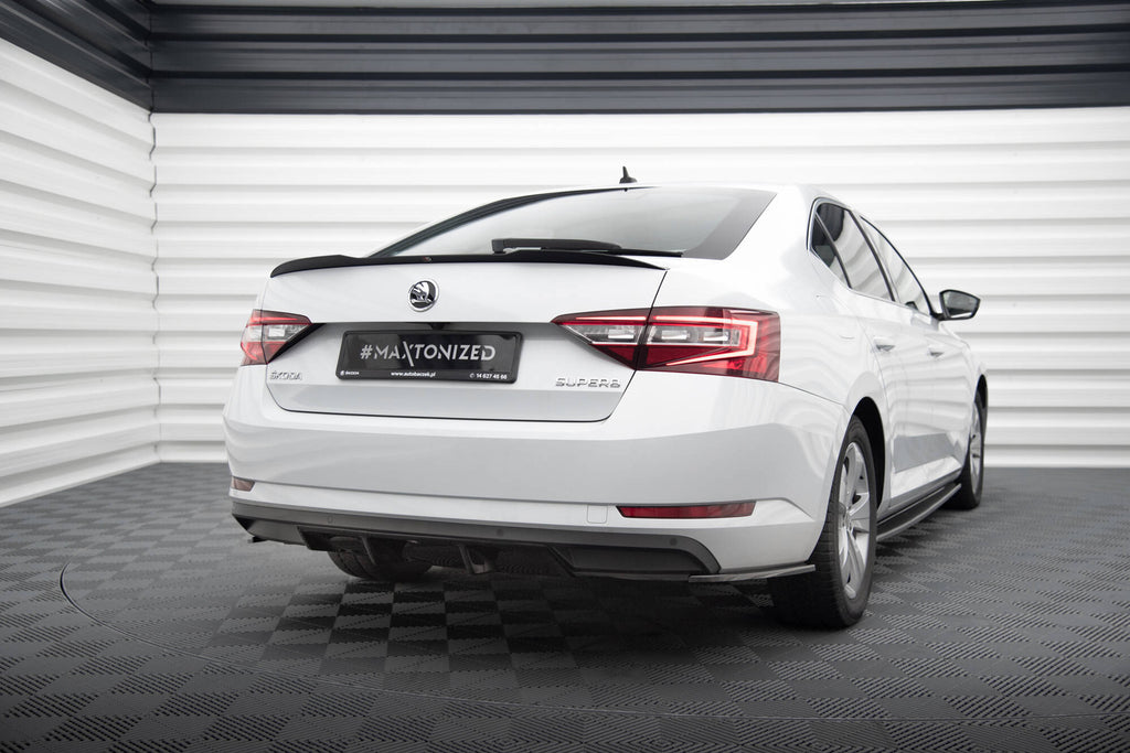 Maxton Design Spoiler CAP V.2 passend für Skoda Superb Liftback Mk3 / Mk3 Facelift schwarz Hochglanz
