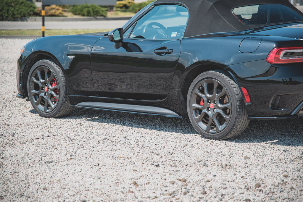 Maxton Design Street+ Seitenschweller Leisten passend für Abarth 124 Spider schwarz Hochglanz