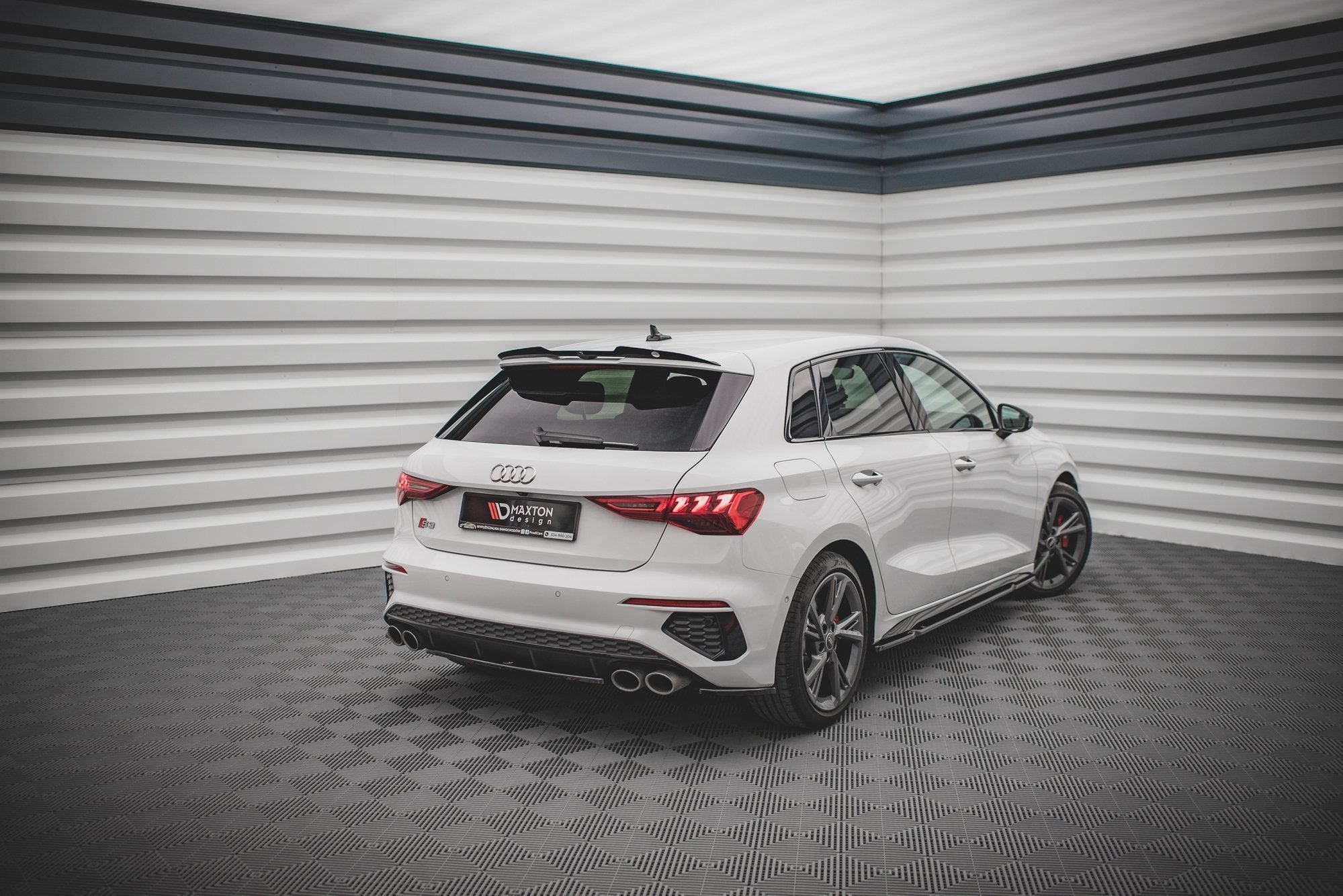 Maxton Design Heckansatz Audi S3 Sportback 8Y schwarz Hochglanz für Audi A3