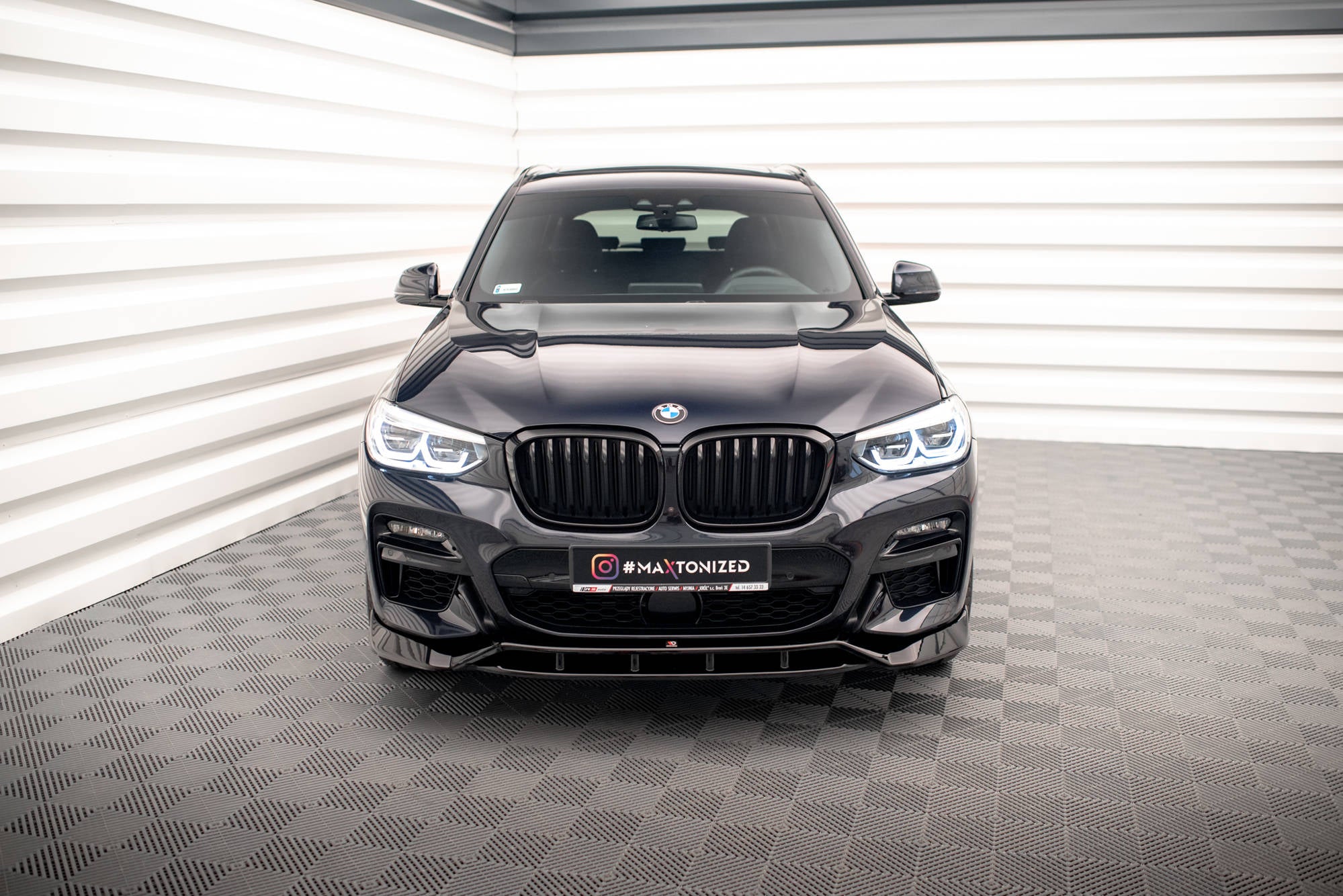 Maxton Design Street+ Spoilerlippe Front Ansatz V.2 passend für BMW X3 M40d / M40i / M-Paket G01 schwarz Hochglanz