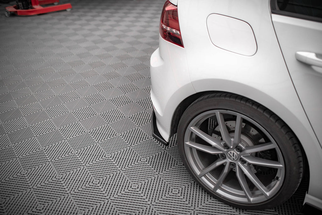 Maxton Design Heck Ansatz Flaps Diffusor V.3 passend für VW Golf R Mk7 schwarz Hochglanz