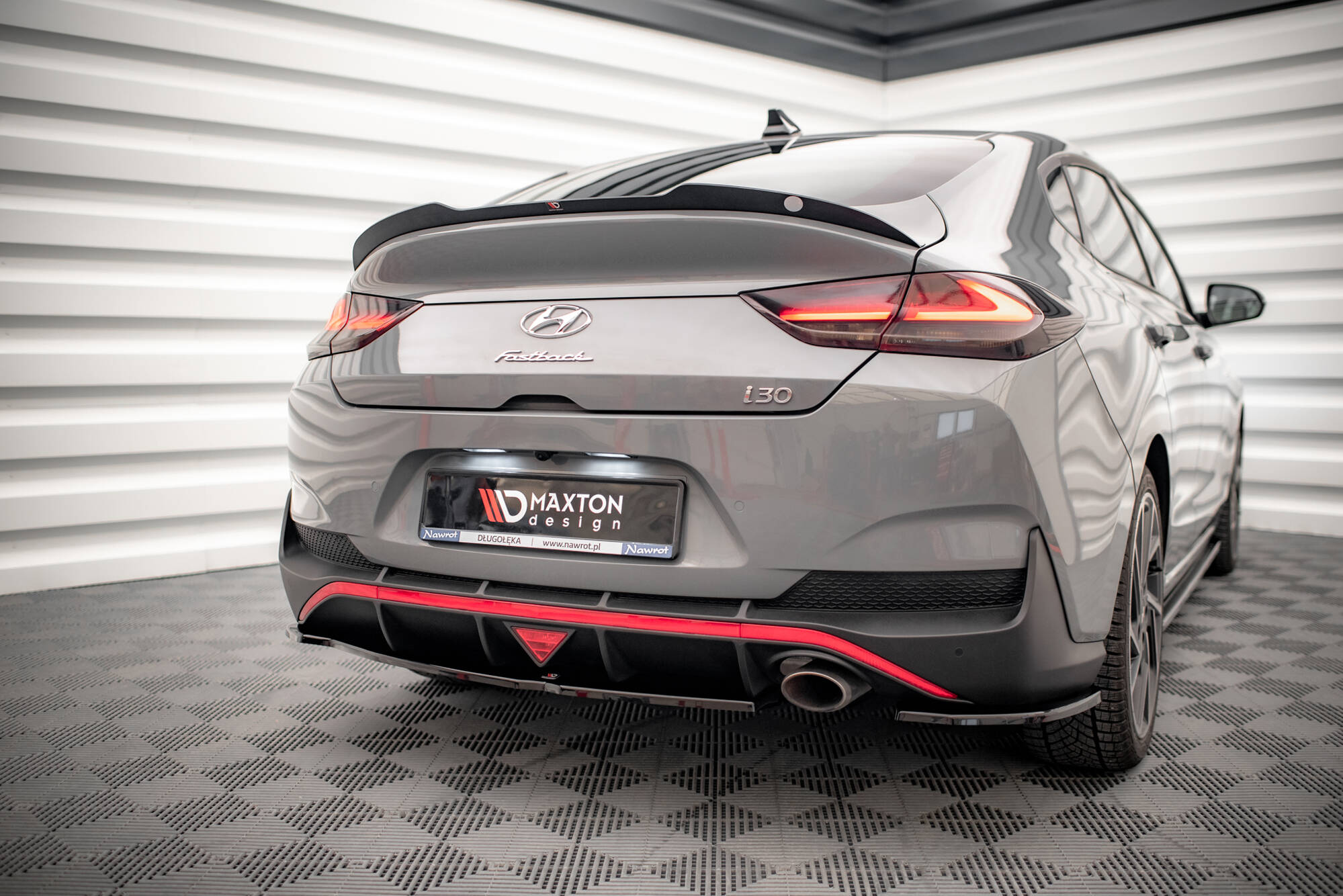Maxton Design Spoiler CAP passend für Hyundai I30 Fastback N-Line Mk3 schwarz Hochglanz