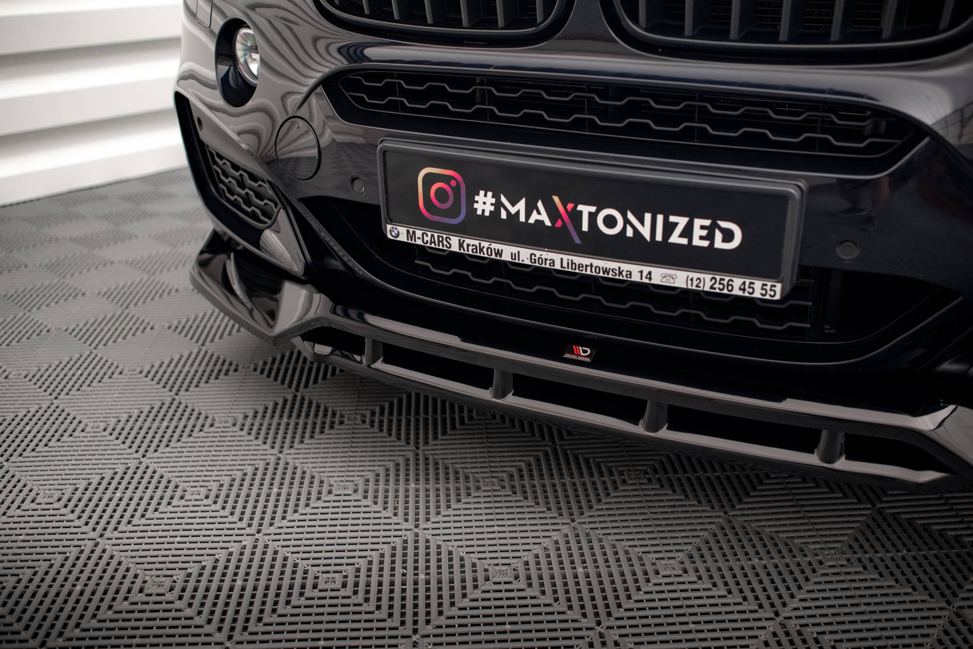 Maxton Design Street+ Spoilerlippe Front Ansatz V.3 passend für BMW X6 M-Paket F16 schwarz Hochglanz