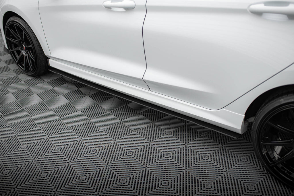 Maxton Design Sport Street+ Seitenschweller Leisten V.2 passend für Ford Fiesta Mk8 ST / ST-Line schwarz Hochglanz