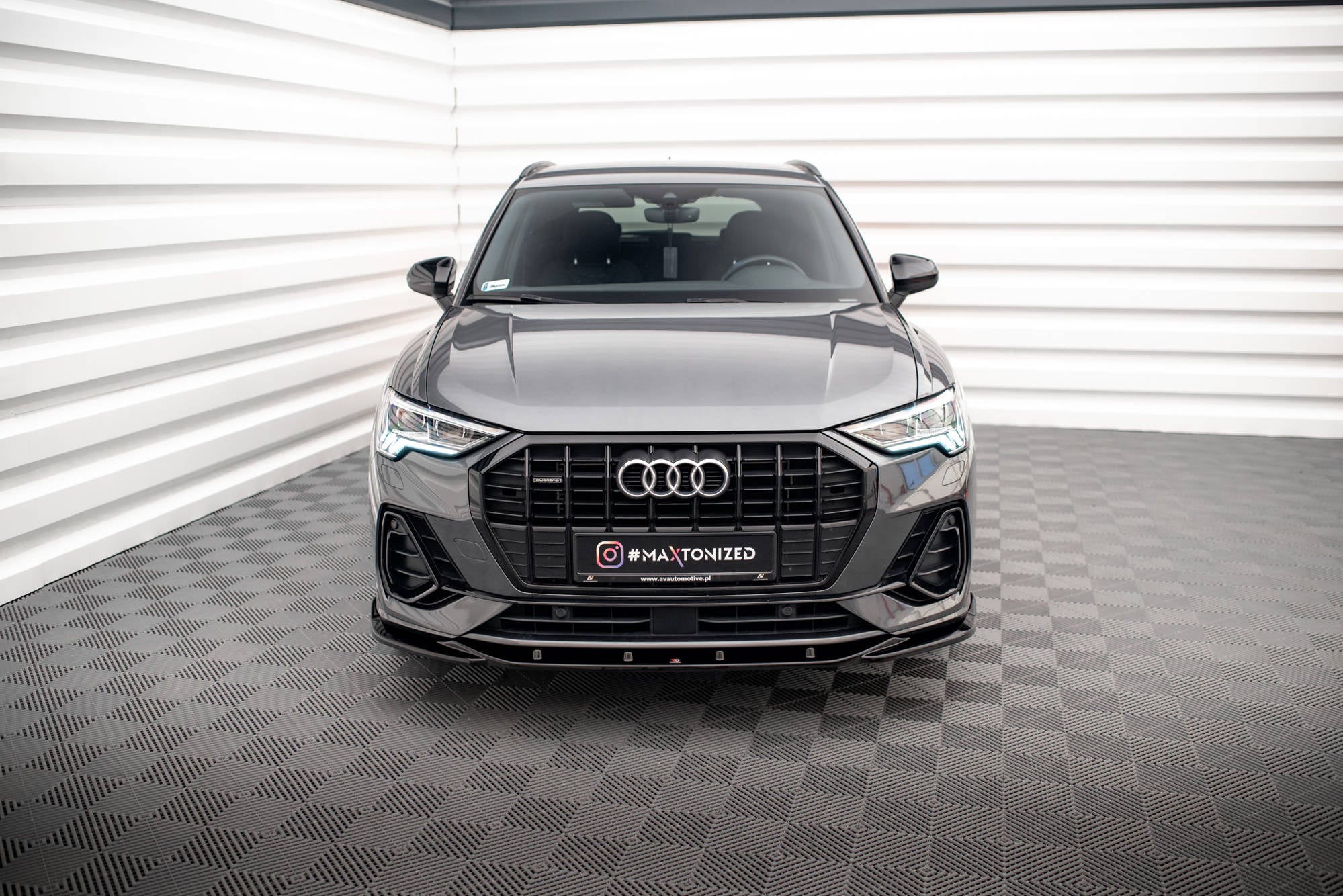 Maxton Design Street+ Spoilerlippe Front Ansatz V.3 passend für Audi Q3 Sportback / SUV S-Line F3 schwarz Hochglanz