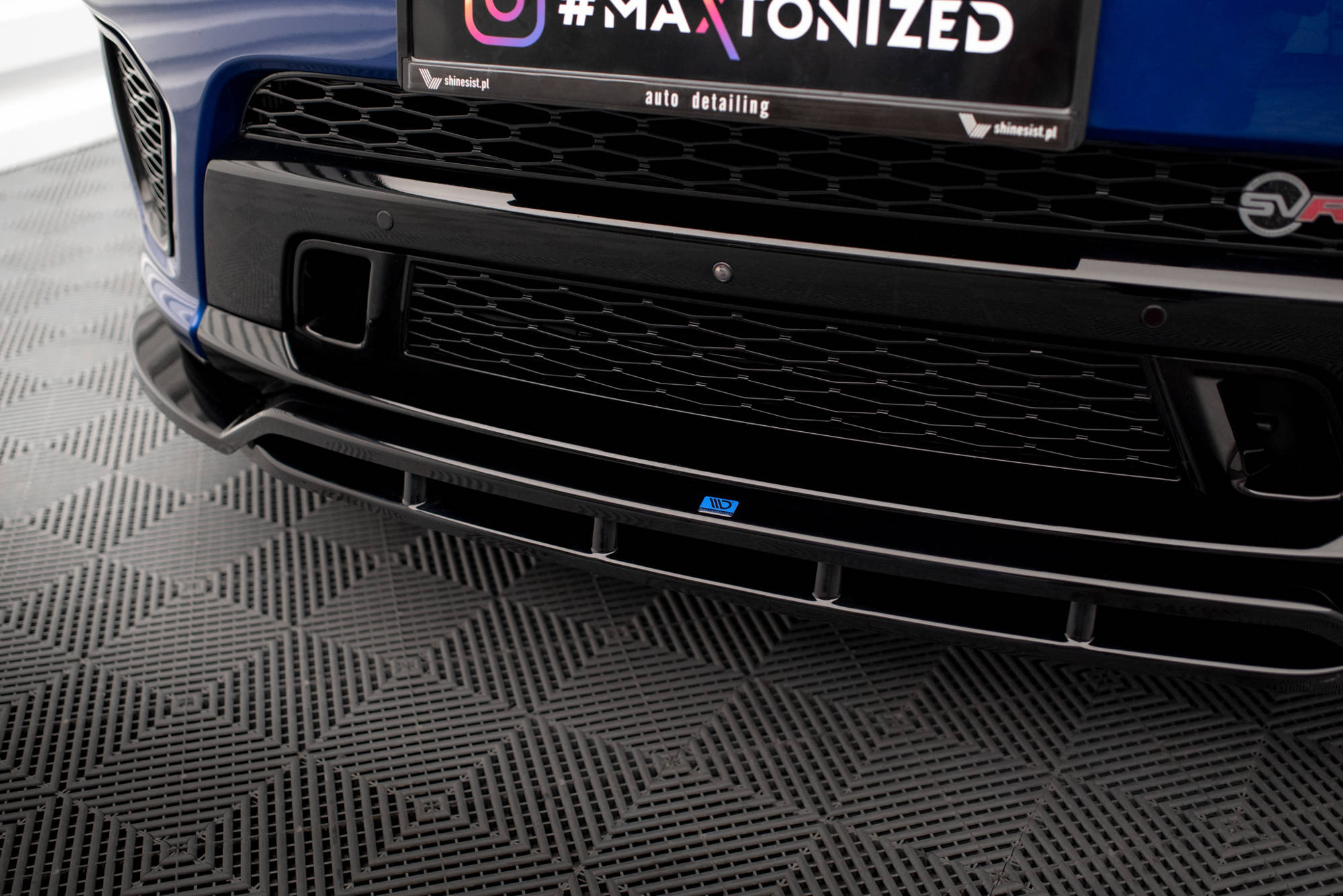 Maxton Design Street+ Spoilerlippe Front Ansatz V.2 passend für Land Rover Range Rover Sport SVR Mk2 schwarz Hochglanz