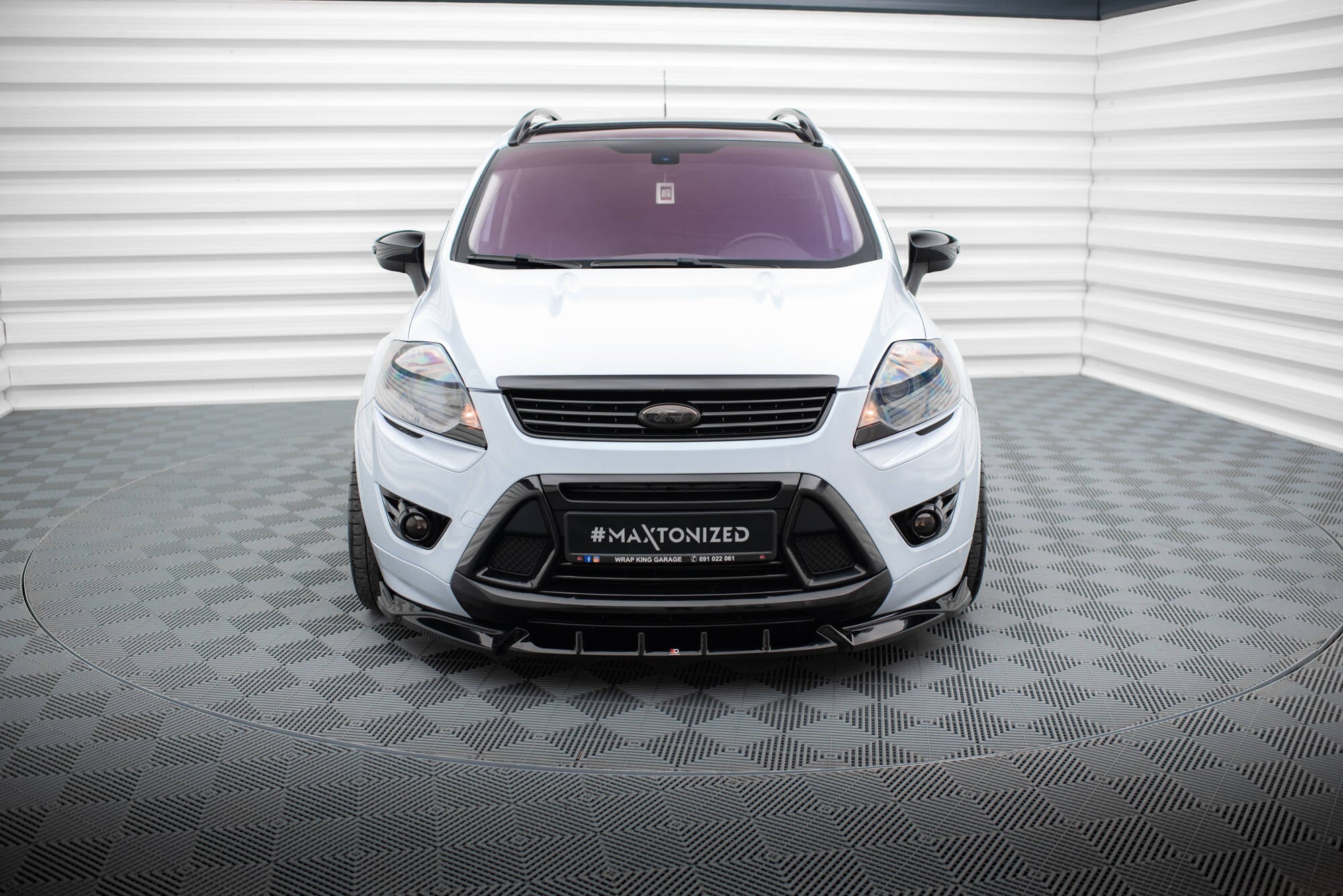 Maxton Design Street+ Spoilerlippe Front Ansatz passend für Ford Kuga ST Mk1 schwarz Hochglanz