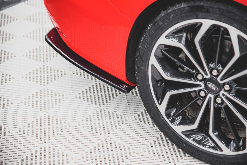 Maxton Design Heck Ansatz Flaps Diffusor V.1 passend für Ford Focus ST-Line Kombi Mk4 schwarz Hochglanz