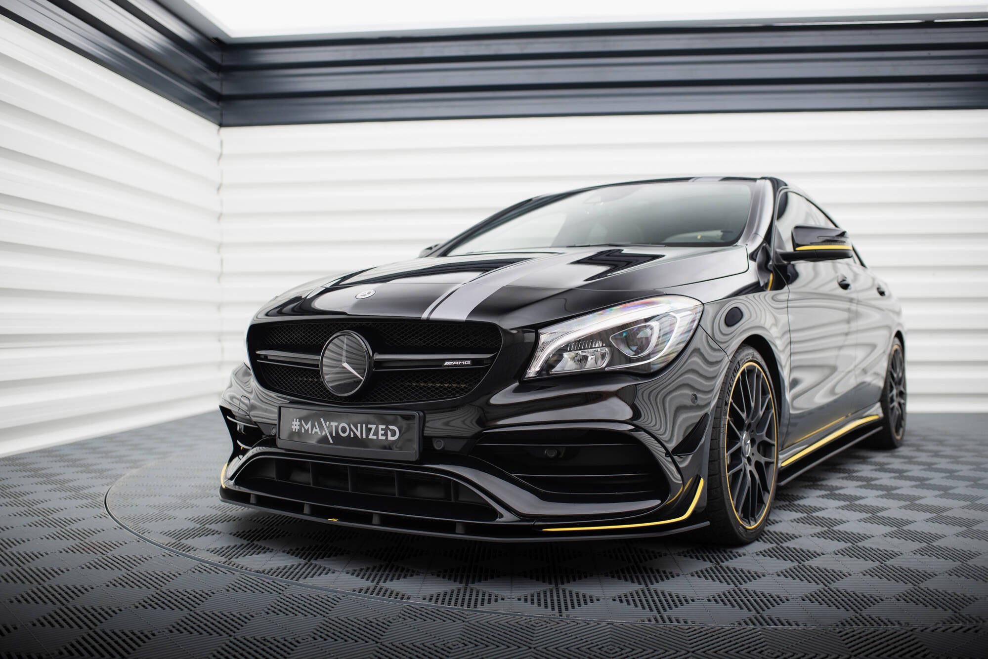 Maxton Design Street Pro Street+ Spoilerlippe Front Ansatz passend für Mercedes-AMG CLA 45 Aero C117 Facelift