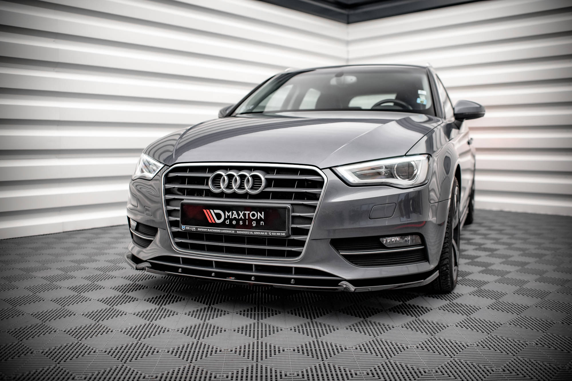 Maxton Design Street+ Spoilerlippe Front Ansatz passend für Audi A3 Sportback 8V schwarz Hochglanz