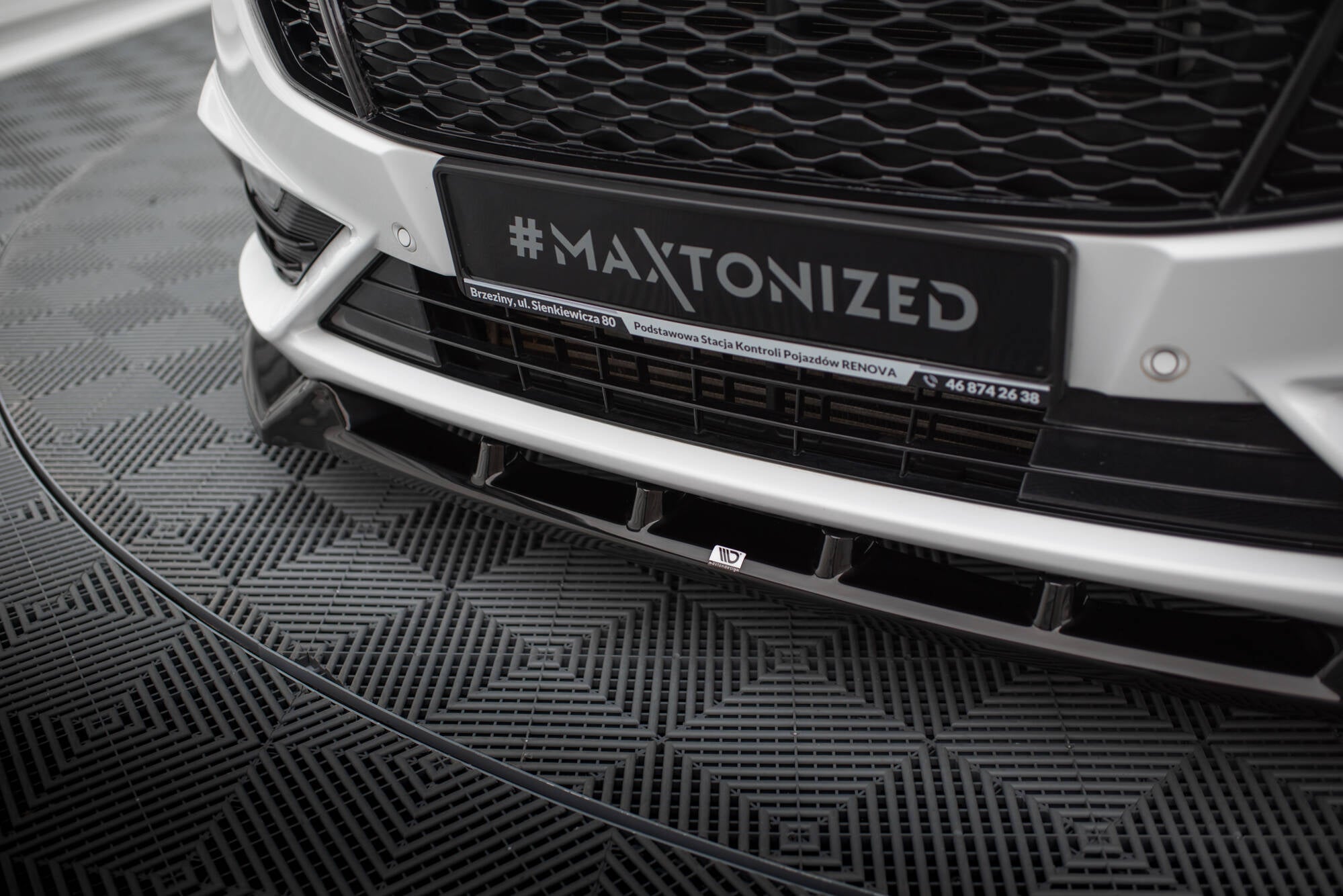 Maxton Design Street+ Spoilerlippe Front Ansatz passend für Ford Mondeo Sport Mk5 Facelift / Fusion Sport Mk2 Facelift schwarz Hochglanz