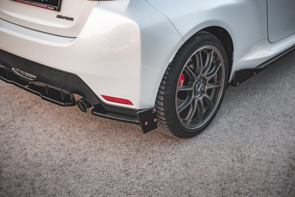 Maxton Design Heck Ansatz Flaps Diffusor V.2 +Flaps für Toyota GR Yaris Mk4