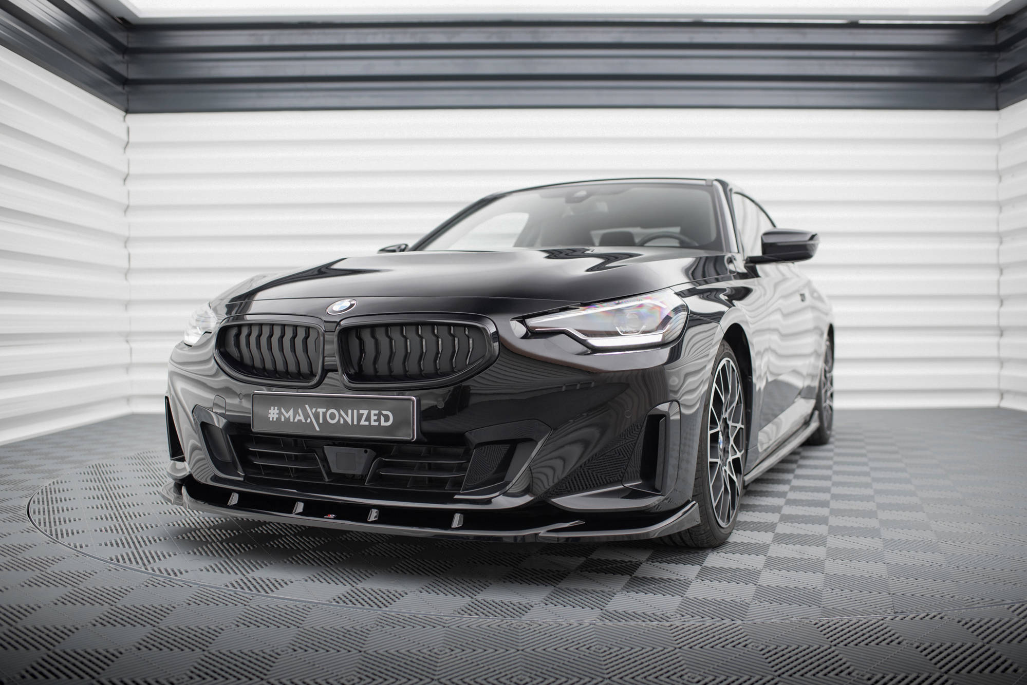 Maxton Design Street+ Spoilerlippe Front Ansatz V.3 passend für BMW 2 Coupe G42 schwarz Hochglanz