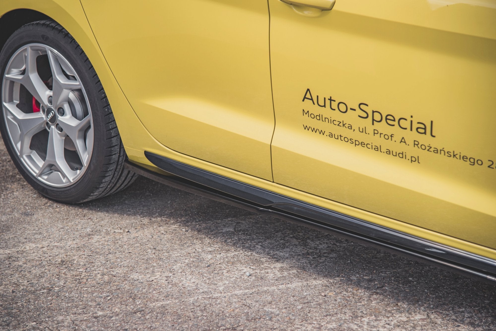 Maxton Design Street+ Seitenschweller Leisten passend für Audi A1 S-Line GB schwarz Hochglanz