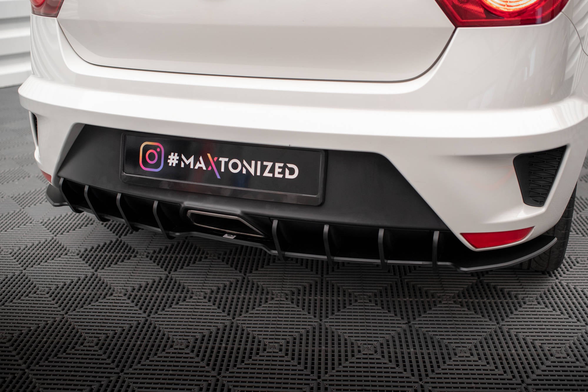 Maxton Design Street Pro Heckschürze passend für Seat Ibiza Cupra Sport Coupe Mk4