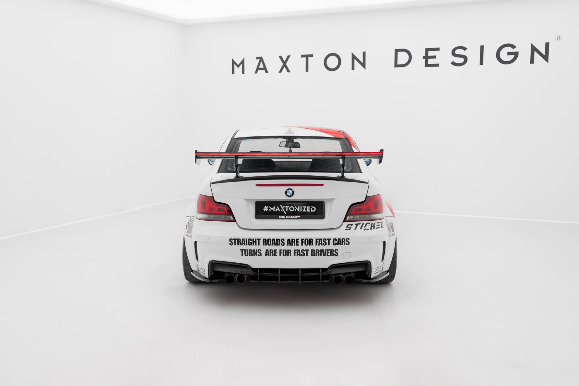 Maxton Design Carbon Spoiler With Internal Brackets Uprights V.2 + LED BMW 1er M E82 für BMW M1 E82