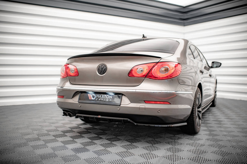 Maxton Design Street+ Mittlerer Diffusor RACE passend für VW Passat CC schwarz Hochglanz
