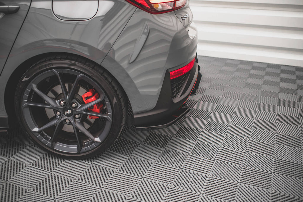 Maxton Design Heck Ansatz Flaps Diffusor V.2 passend für Hyundai I30 N Hatchback Mk3 Facelift schwarz Hochglanz