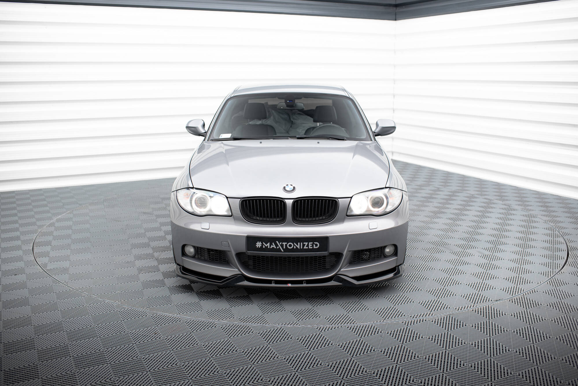 Maxton Design Street+ Spoilerlippe Front Ansatz V.1 passend für BMW 1er M-Paket E82 schwarz Hochglanz