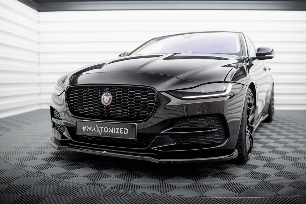 Maxton Design Street+ Spoilerlippe Front Ansatz V.1 passend für Jaguar XE X760 Facelift schwarz Hochglanz