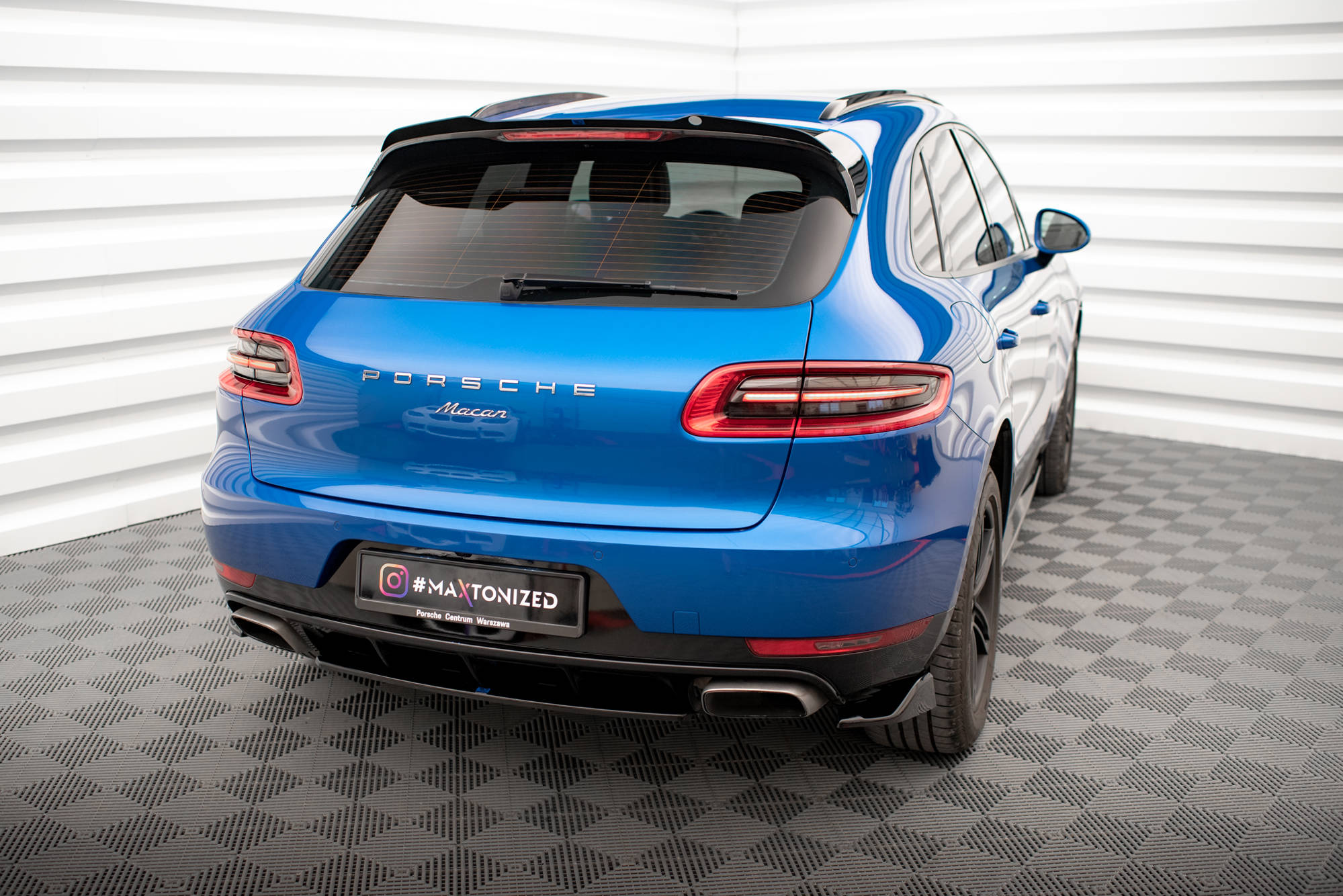 Maxton Design Heckansatz Porsche Macan Mk1 schwarz Hochglanz für Porsche Macan Mk1