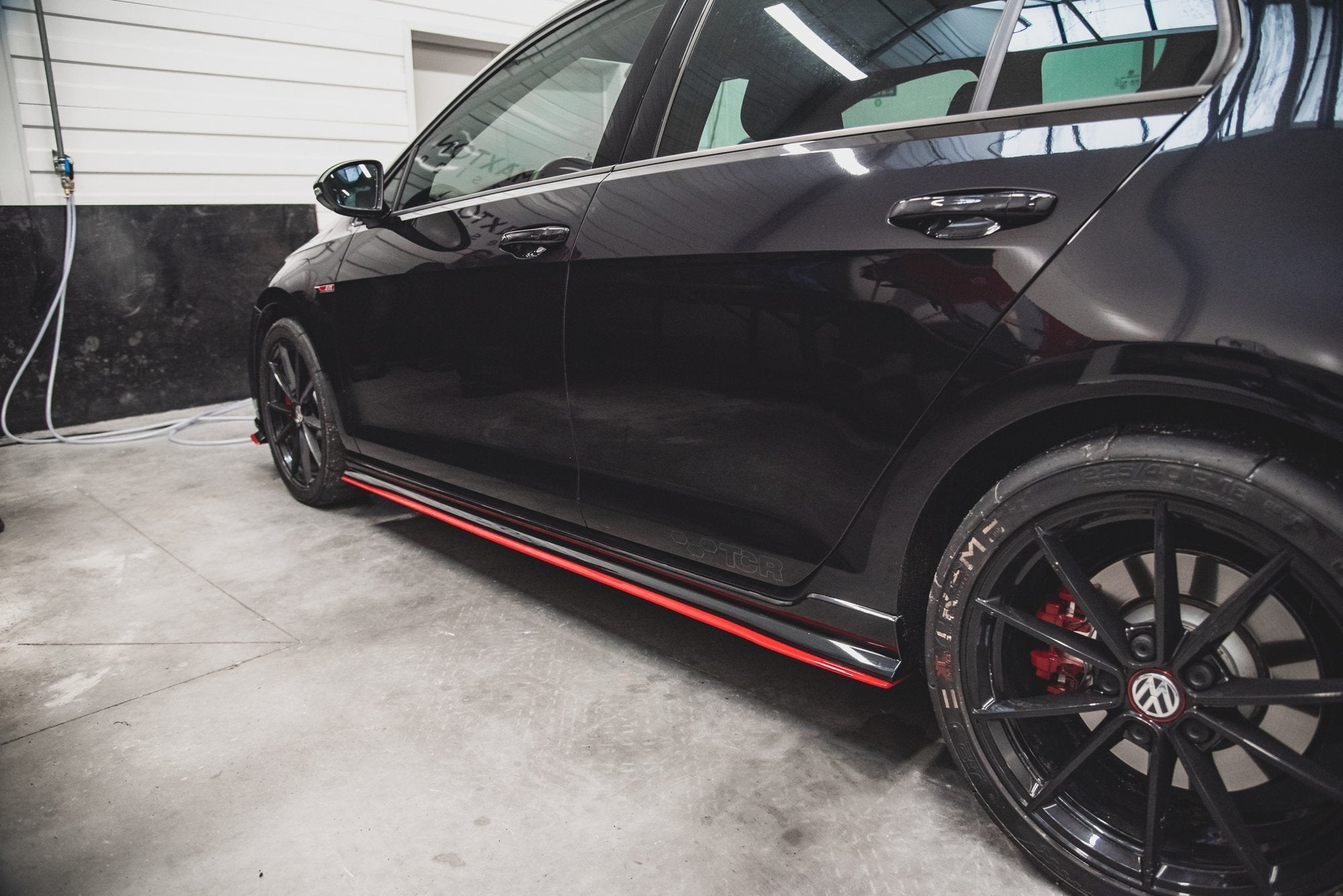 Maxton Design Seitenschweller Ansatz für VW Golf GTI TCR Mk7