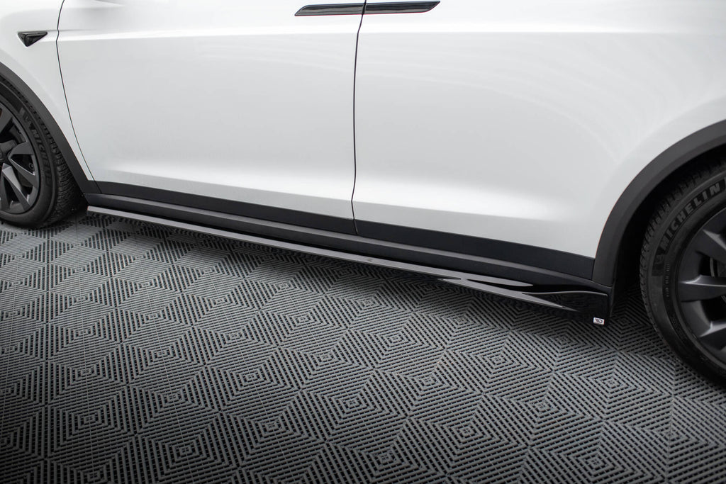 Maxton Design Street+ Seitenschweller Leisten passend für Tesla Model X Mk1 Facelift schwarz Hochglanz