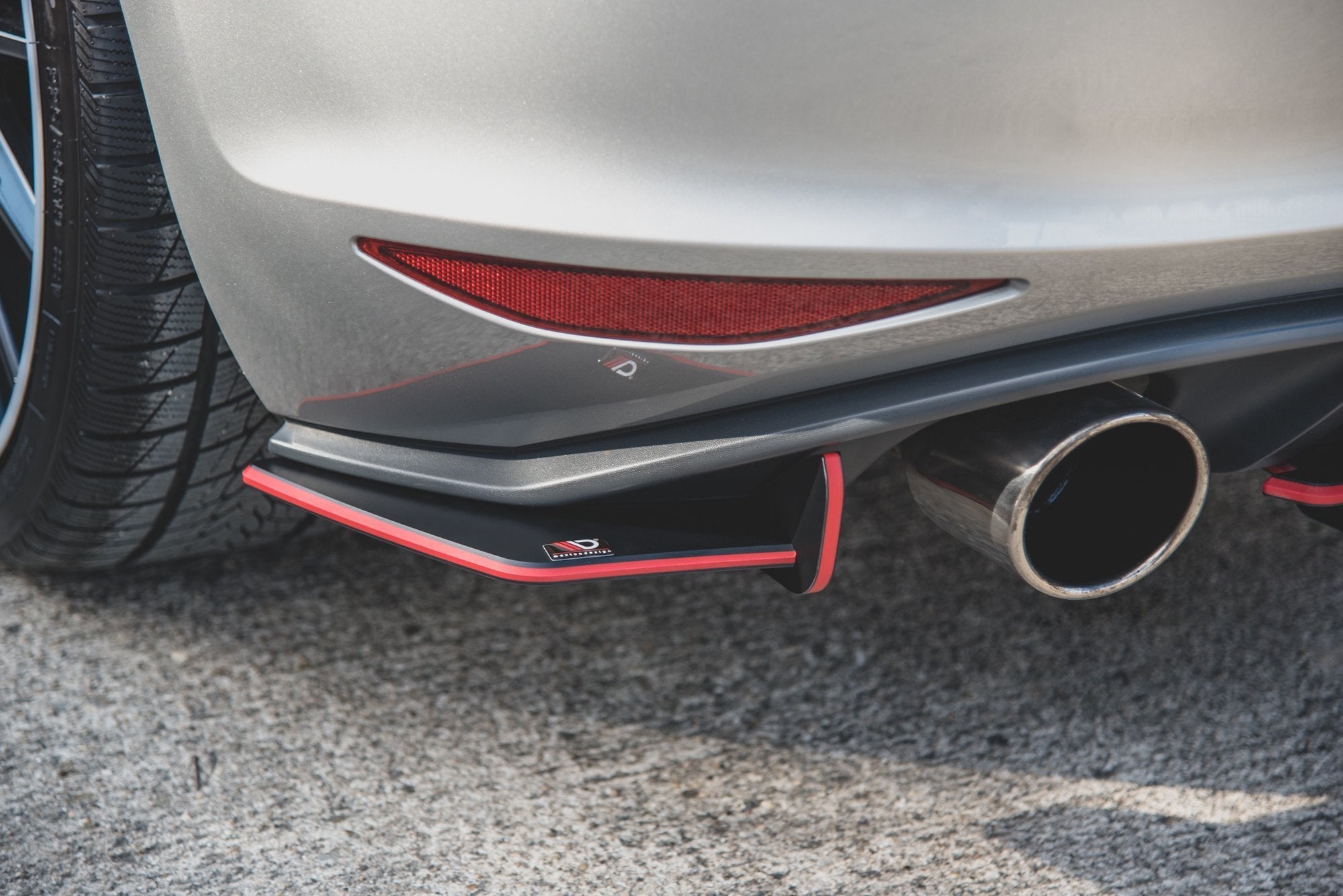 Maxton Design Street Pro Heck Ansatz Flaps Diffusor passend für L + R V.1 VW Golf 7 GTI