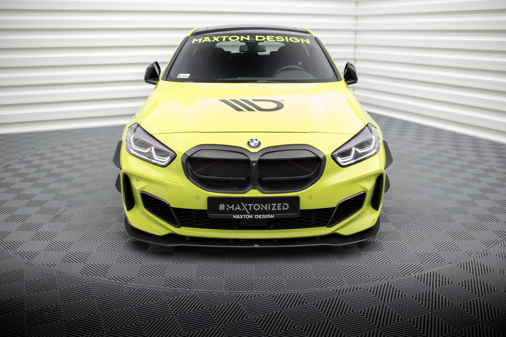 Maxton Design Stoßstangen Flaps Wings vorne Canards passend für BMW 1er M-Paket / M135i / 128ti F40