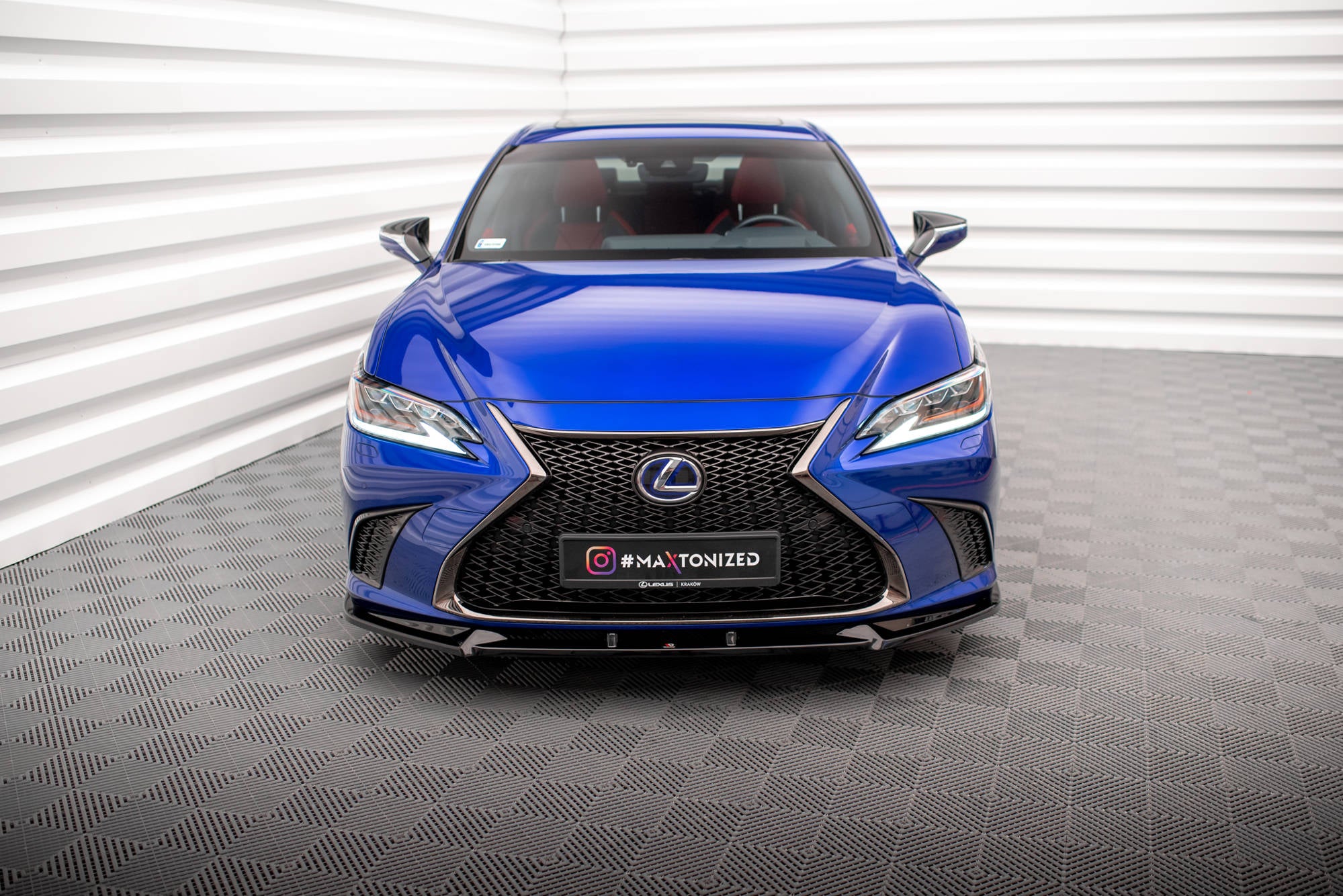 Maxton Design Street+ Spoilerlippe Front Ansatz V.2 passend für Lexus ES F Sport Mk7 schwarz Hochglanz