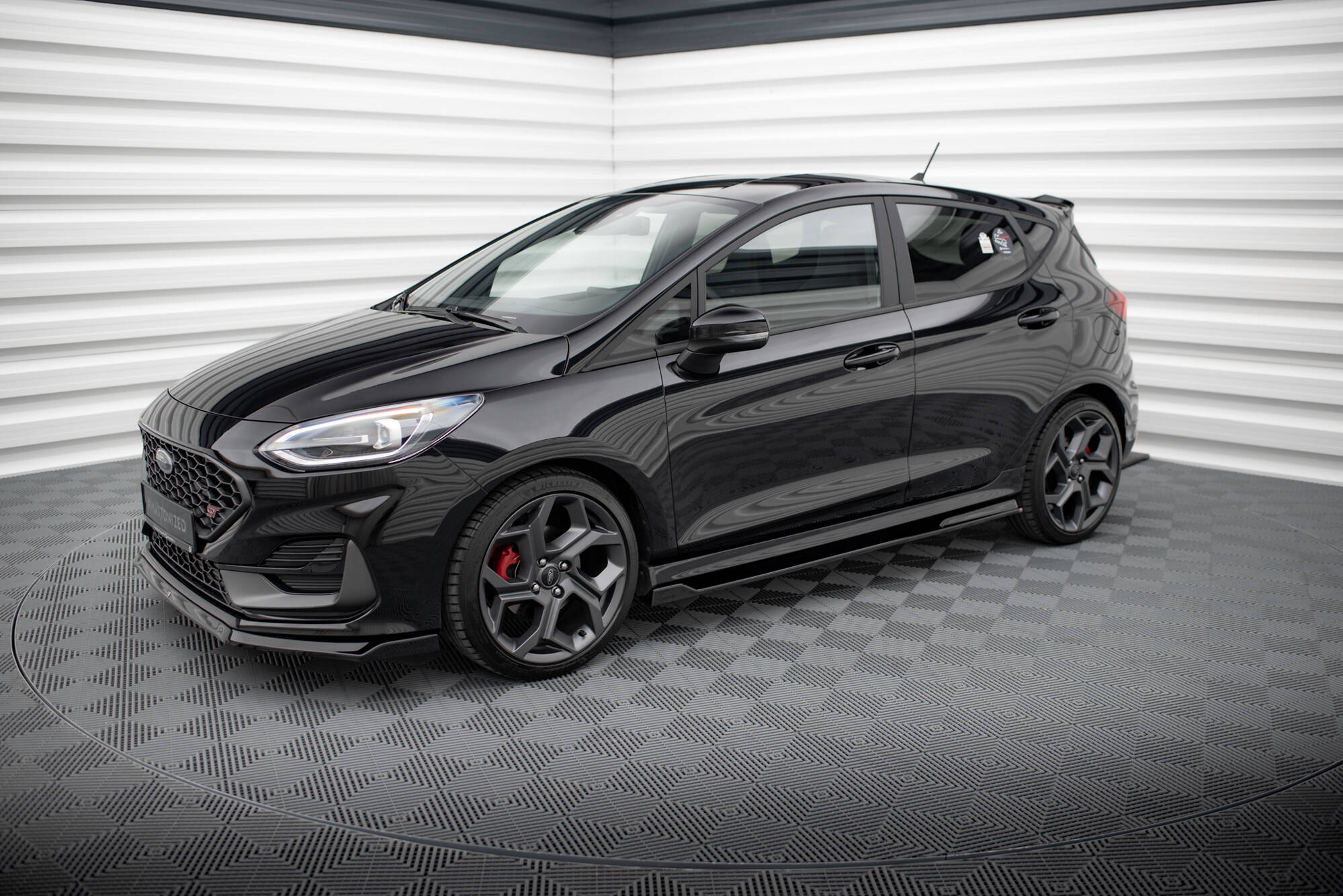 Maxton Design Street+ Seitenschweller Leisten passend für V.3 passend für Ford Fiesta Mk8 ST / ST-Line schwarz Hochglanz
