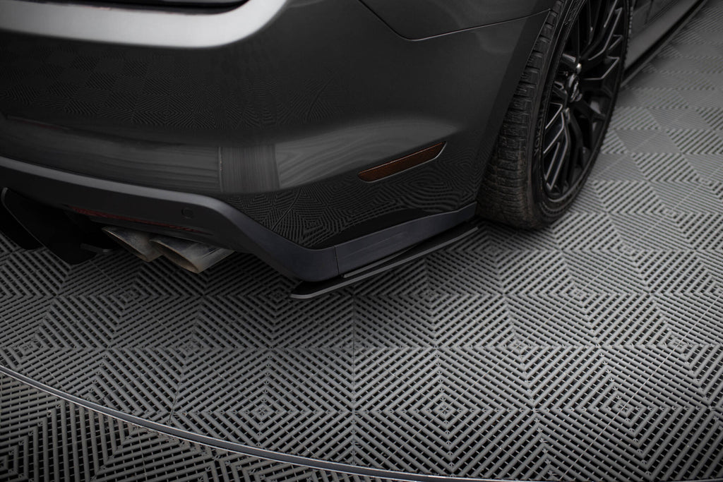 Maxton Design Street Pro Heck Ansatz Flaps Diffusor passend für Ford Mustang GT Mk6